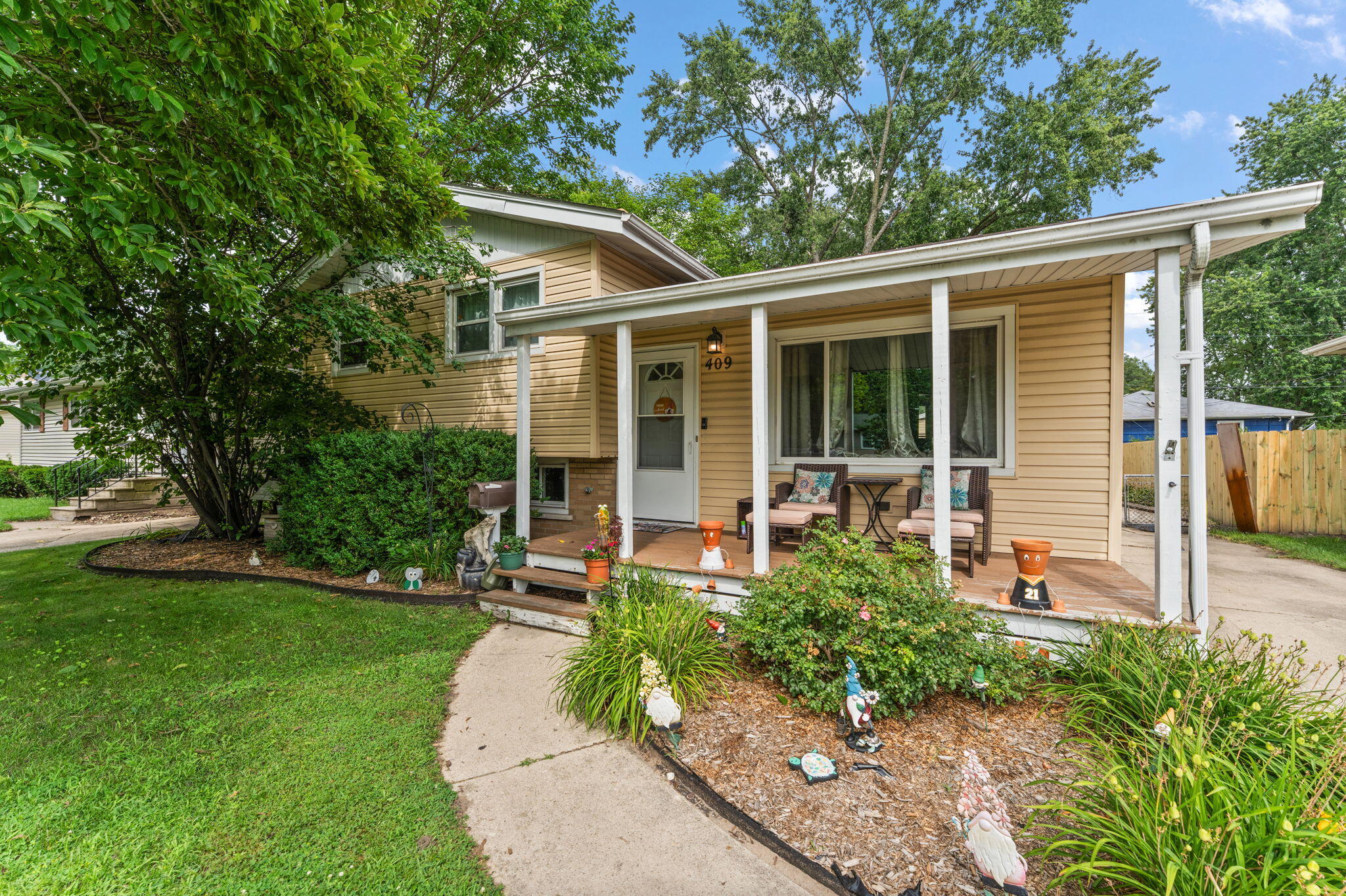 409 N Glenwood Drive