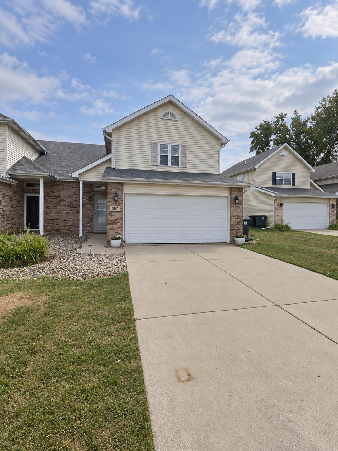 297 Fox Trail Court Property Photo 1