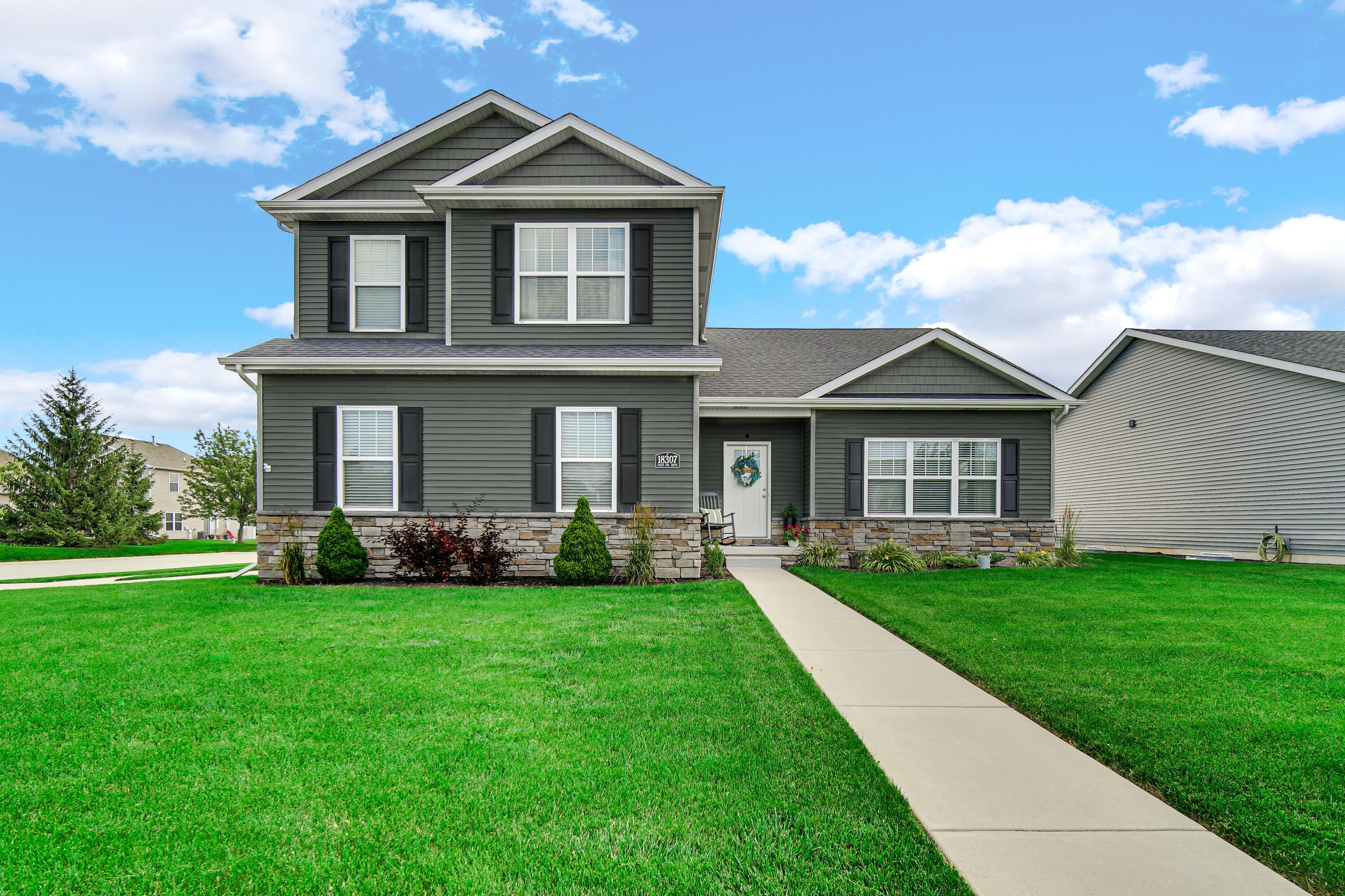 18307 Peggy Sue Drive Property Photo 1