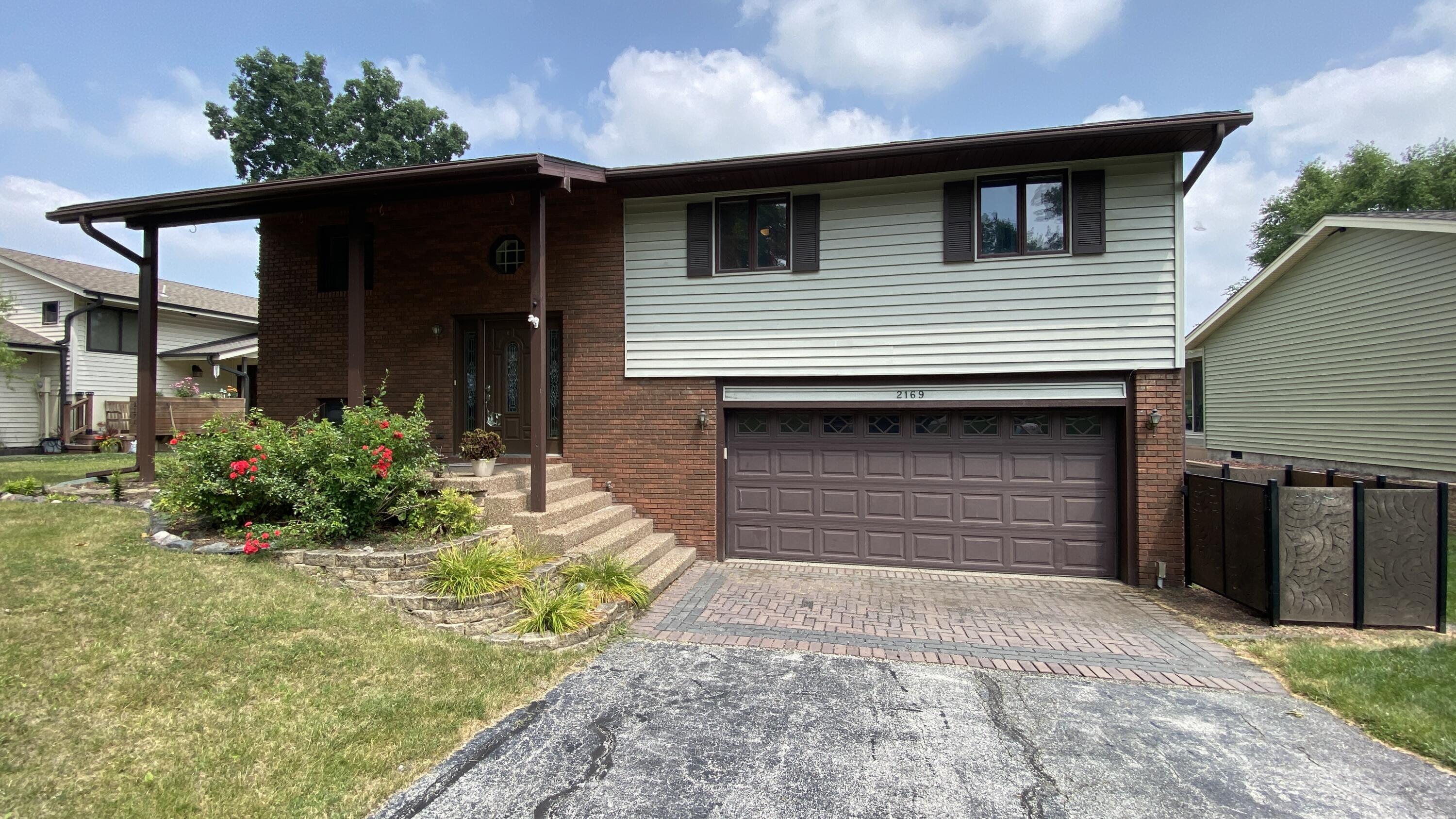 2169 Green Valley Drive Property Photo 1