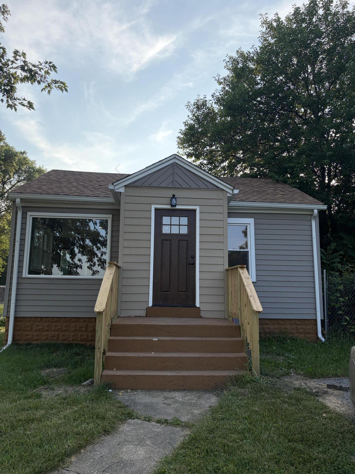 1176 Matthews Street Property Photo 1