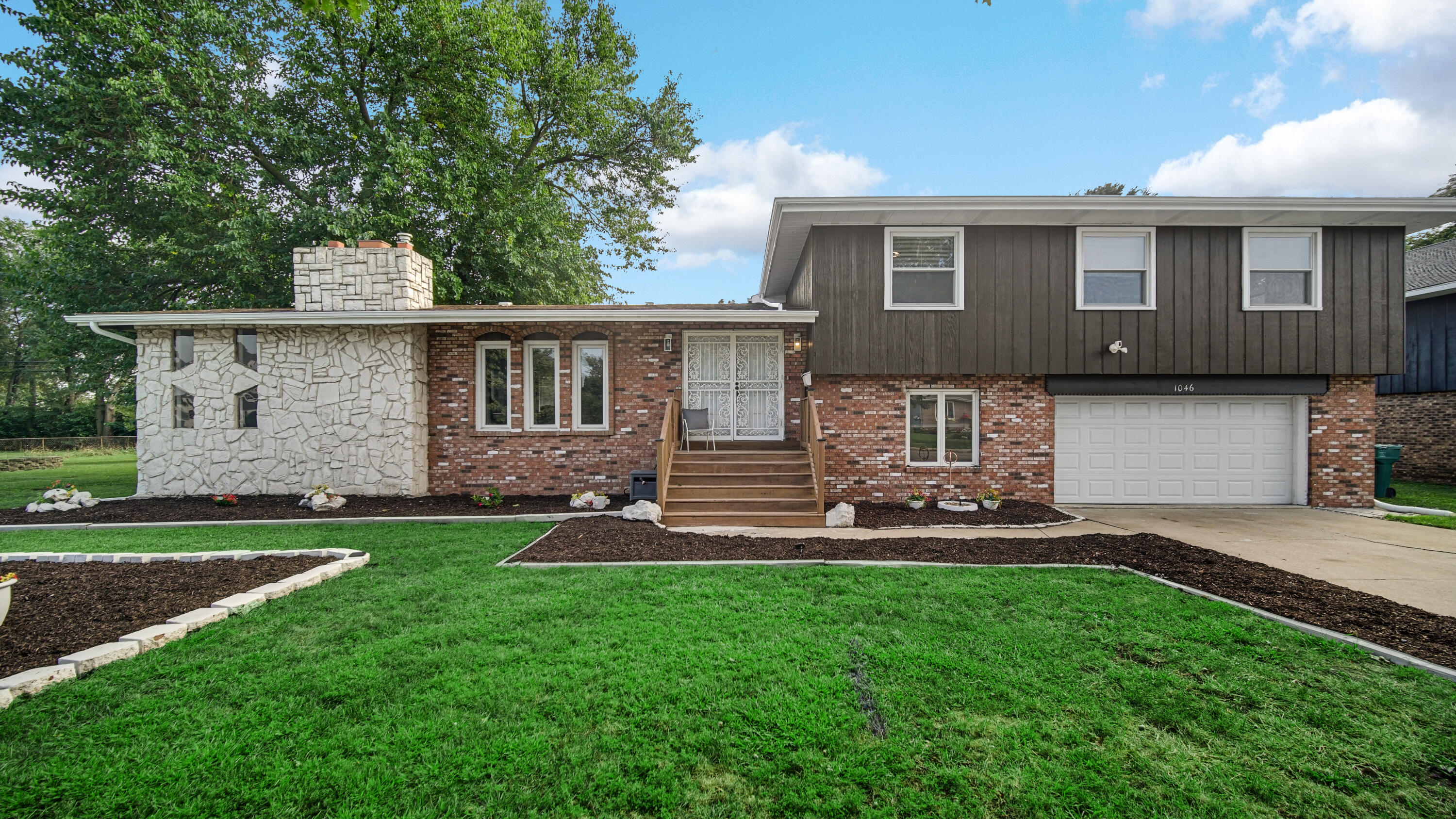 1046 Merrill Street Property Photo 1