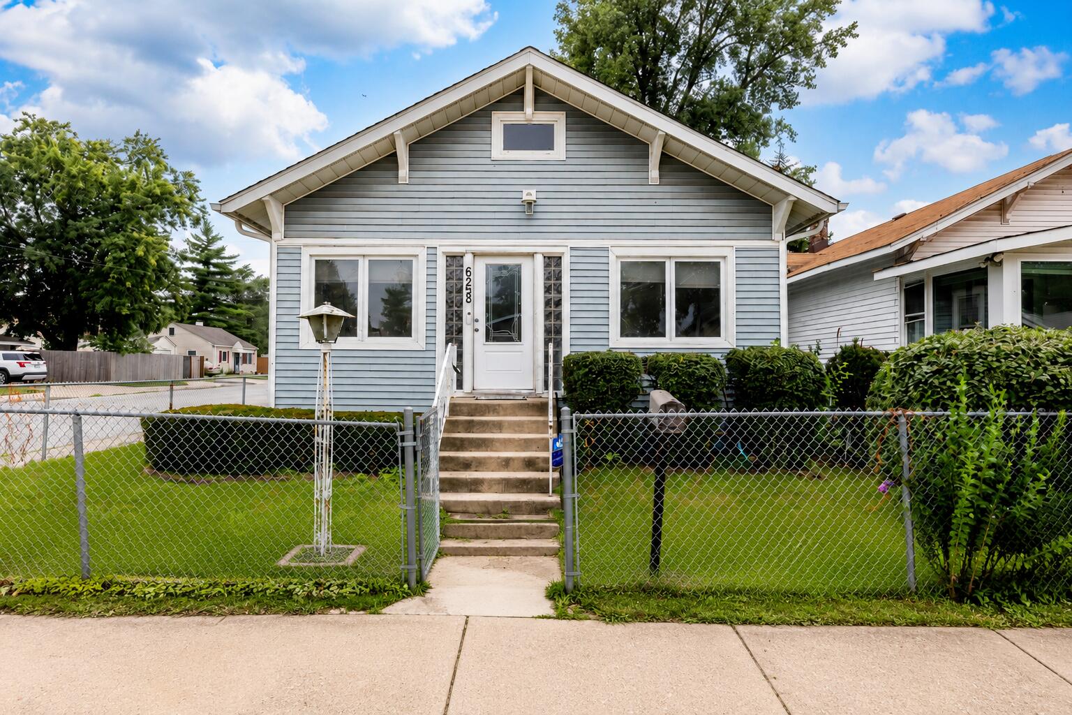 6258 Monroe Avenue Property Photo 1