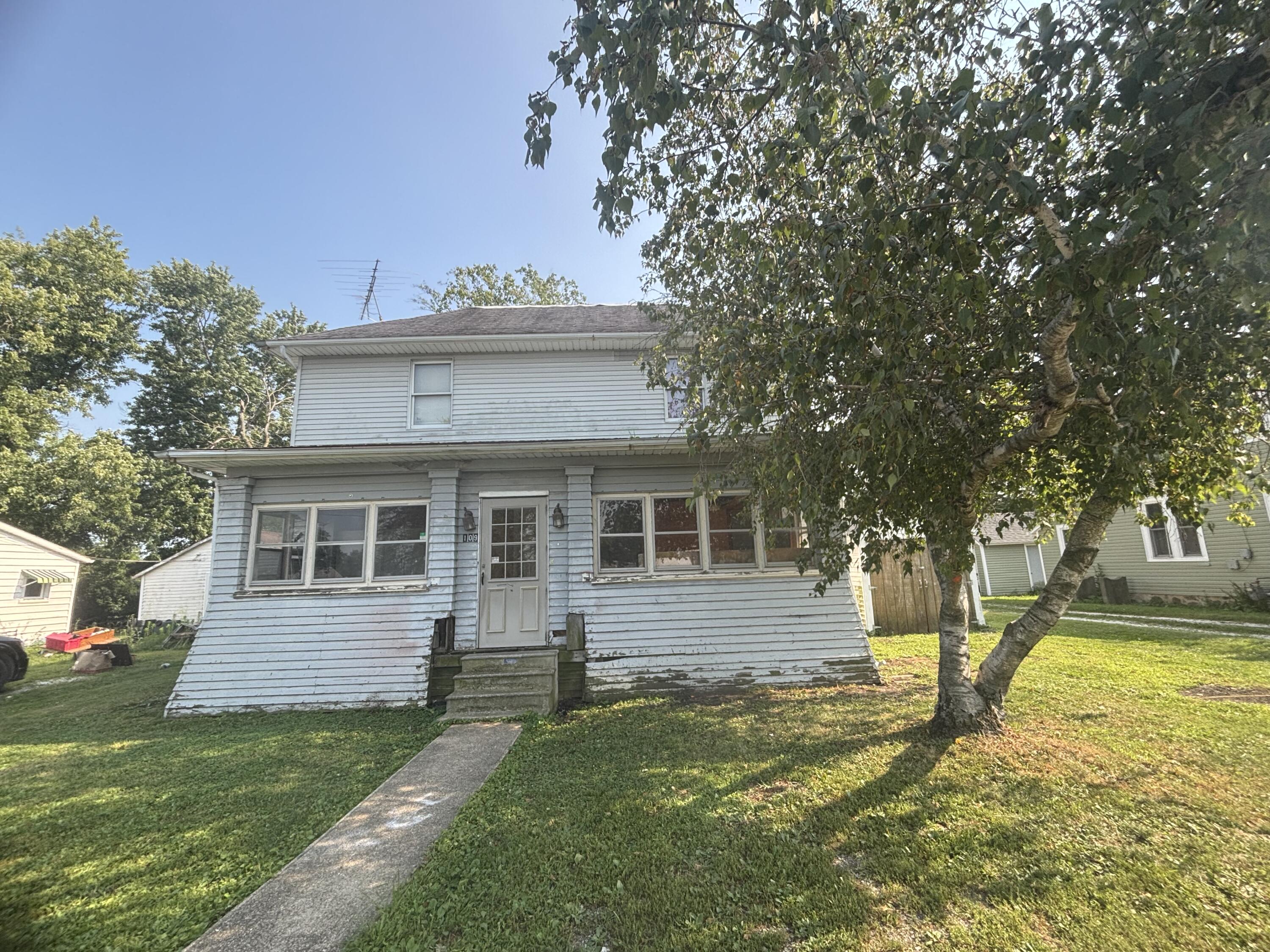 109 E Prairie Street Property Photo 1