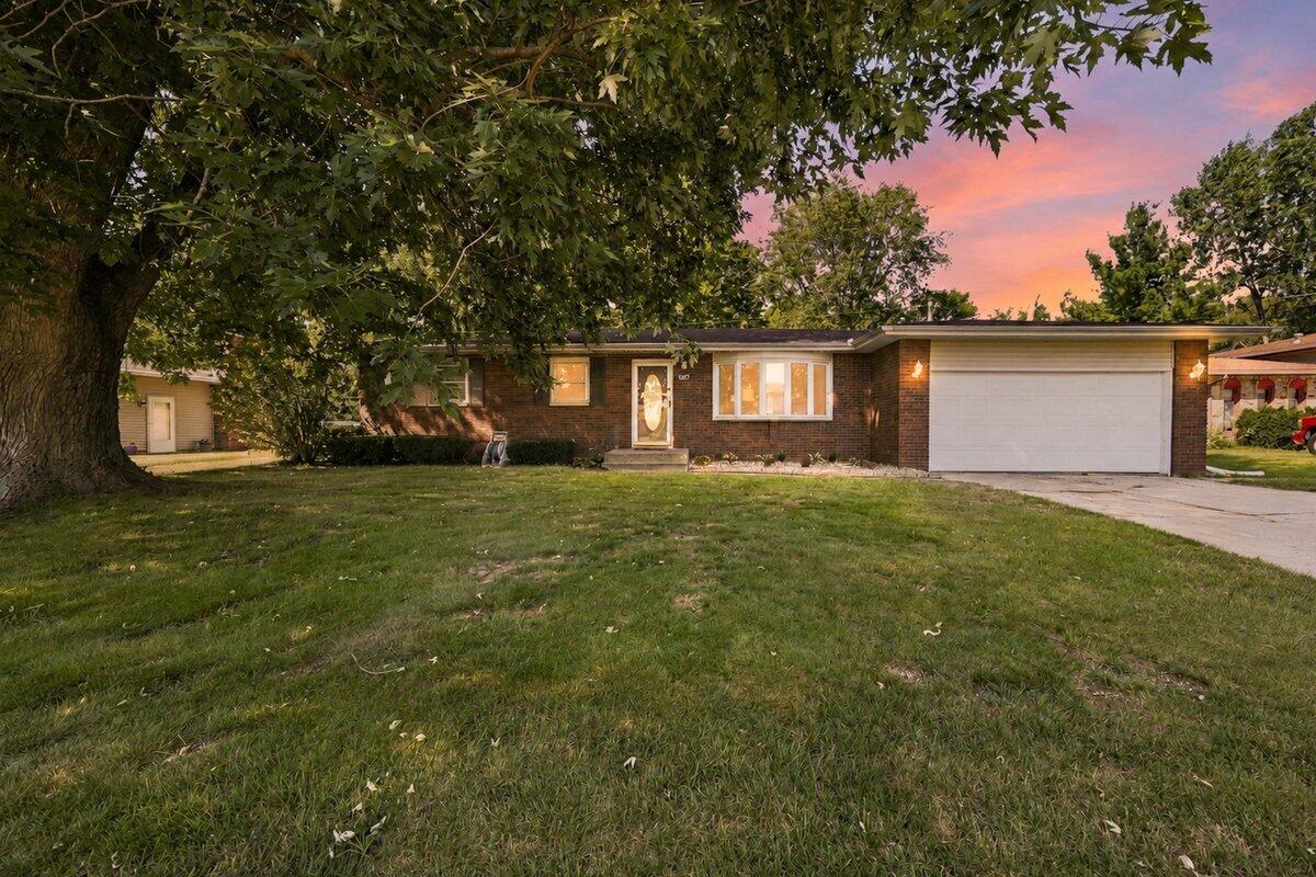 6622 Fairview Avenue