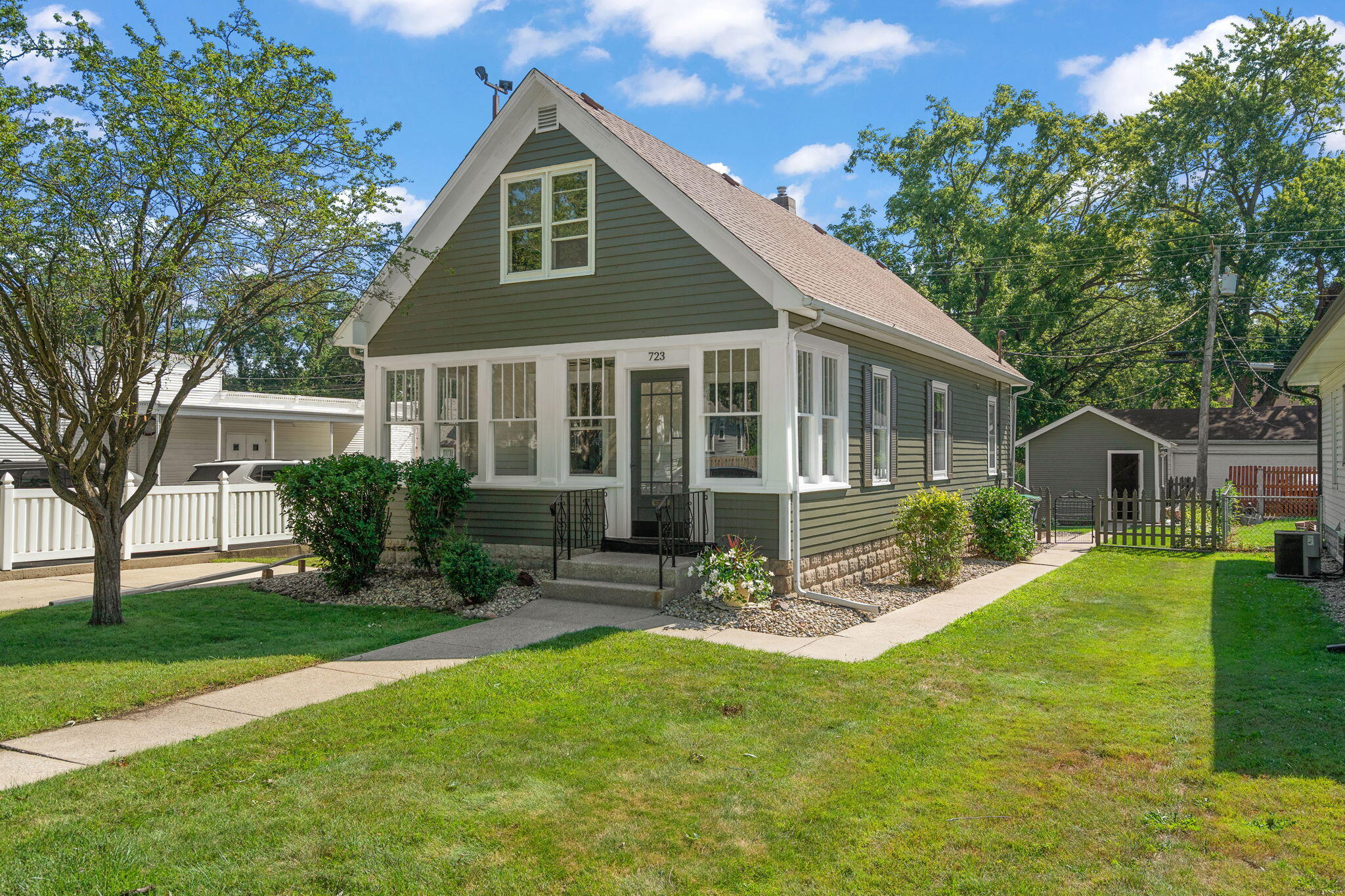 723 Lincoln Street Property Photo 1