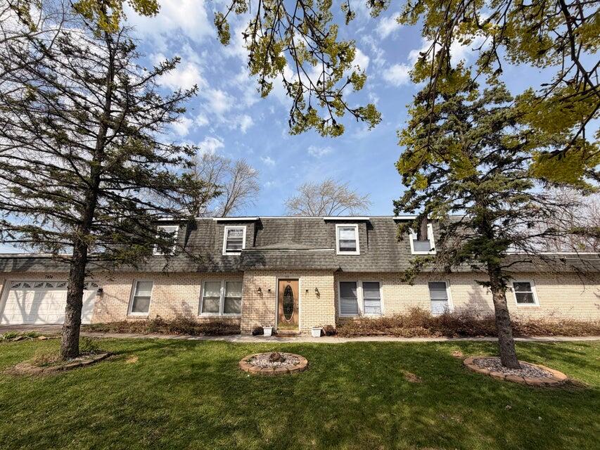 7932-7934 Whitcomb Street