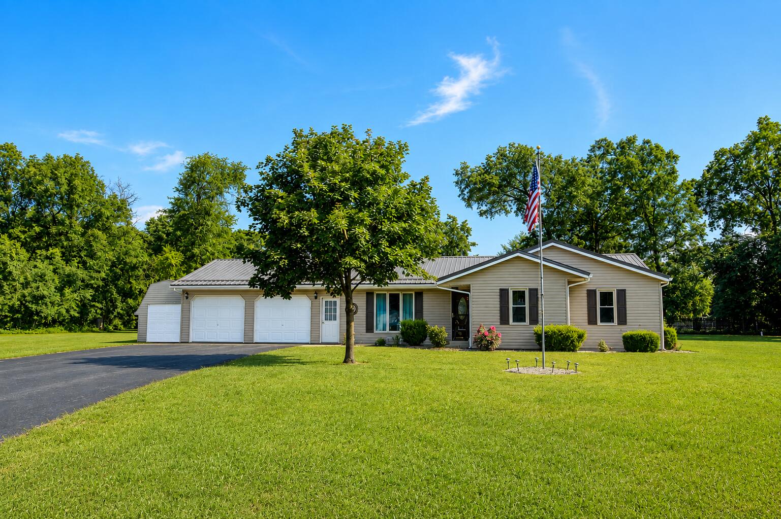 2105 S Tribue Drive