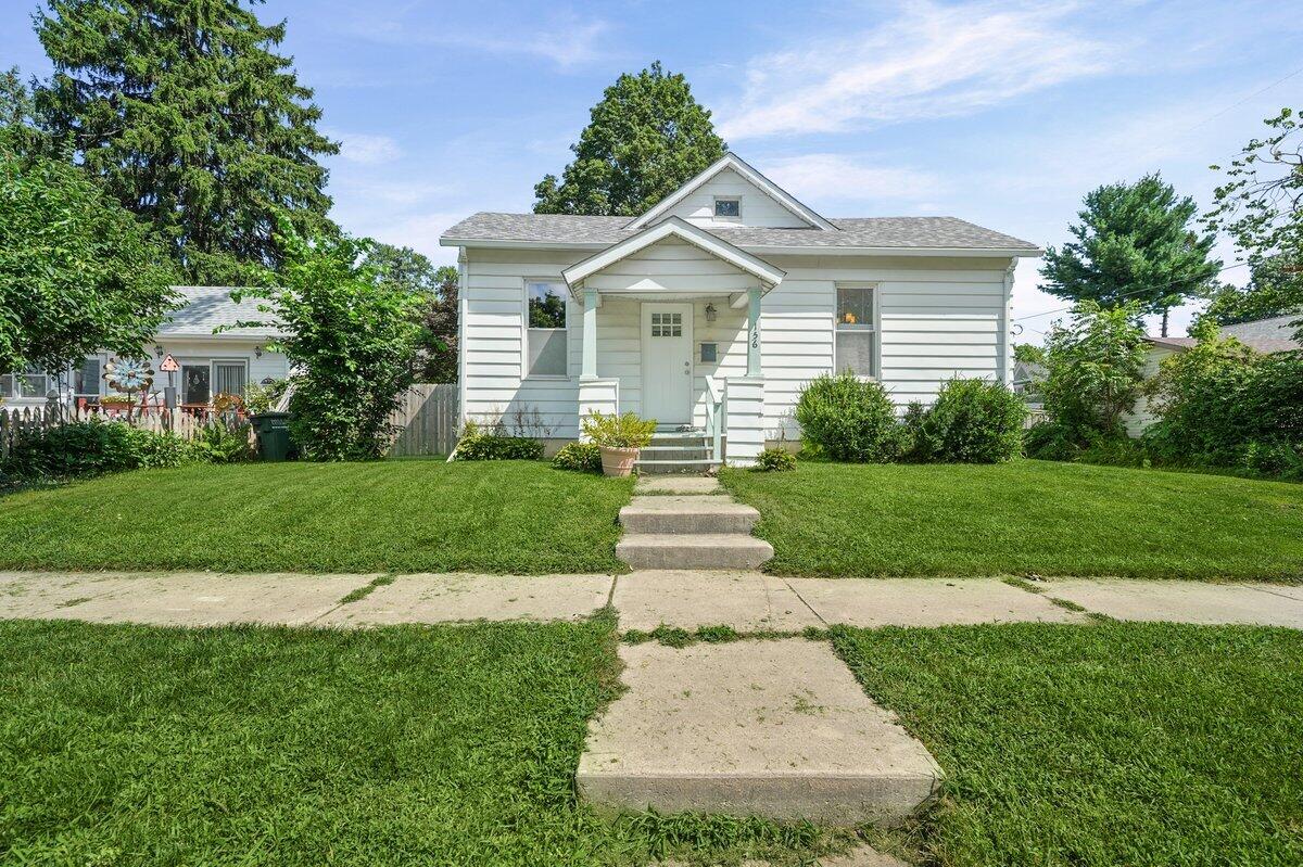 156 Erie Street Property Photo 1