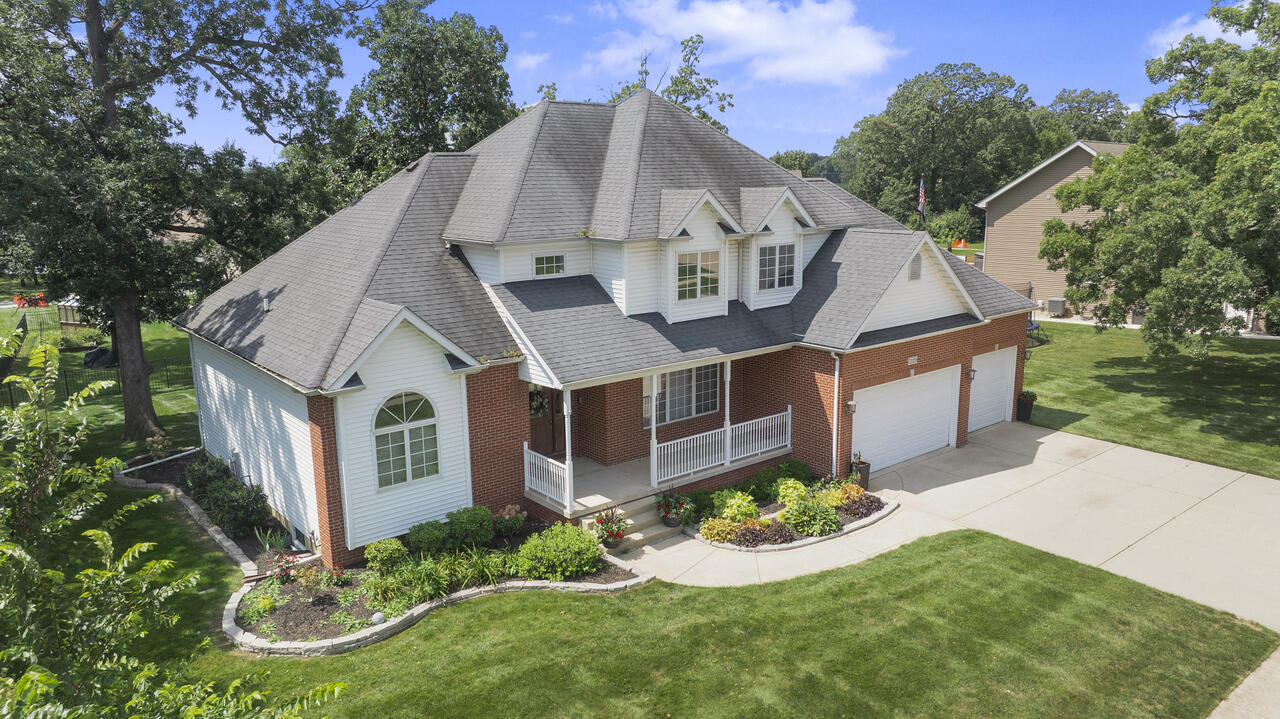 7129 Boardwalk Circle Property Photo 1
