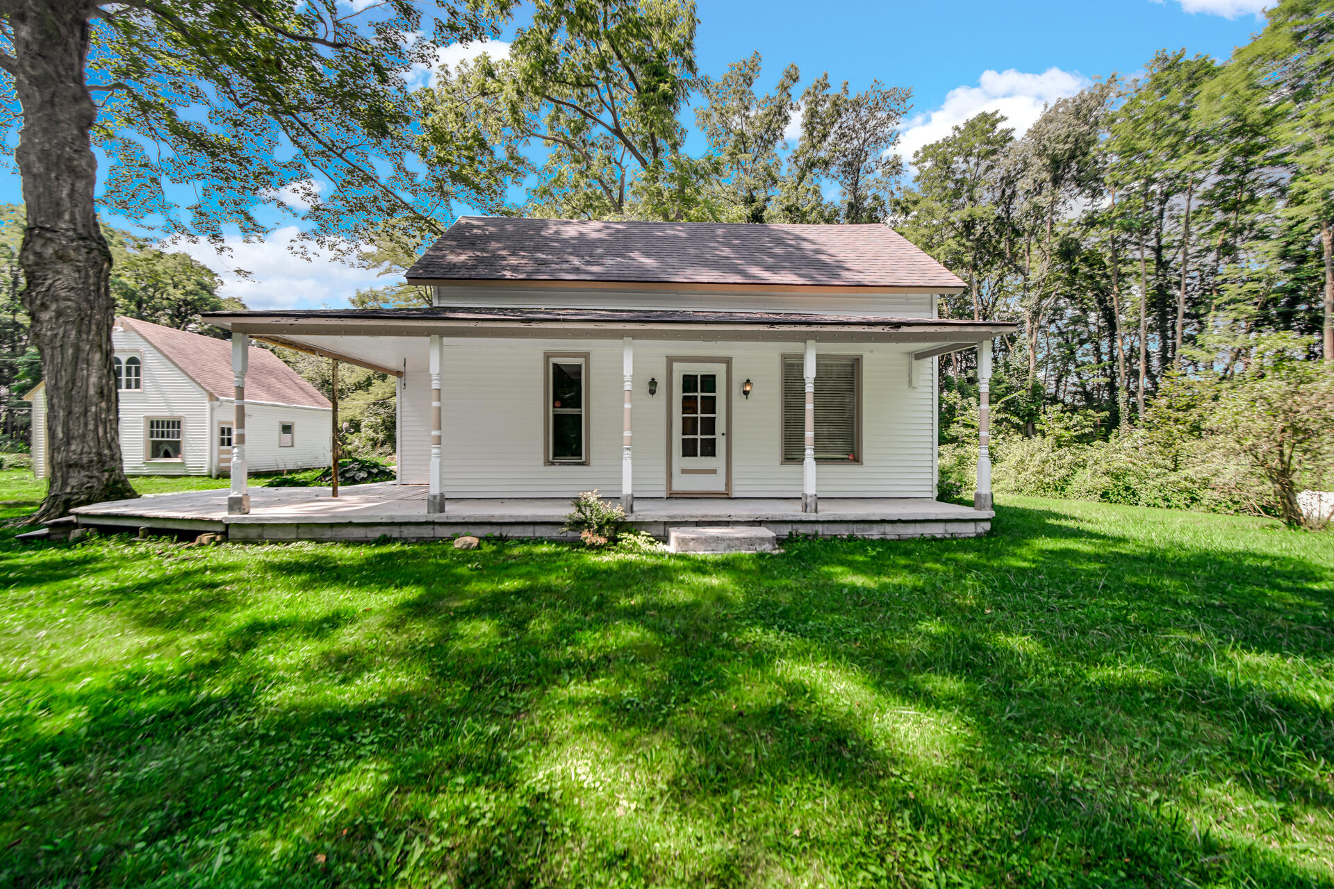 8826 N 650 Property Photo 1