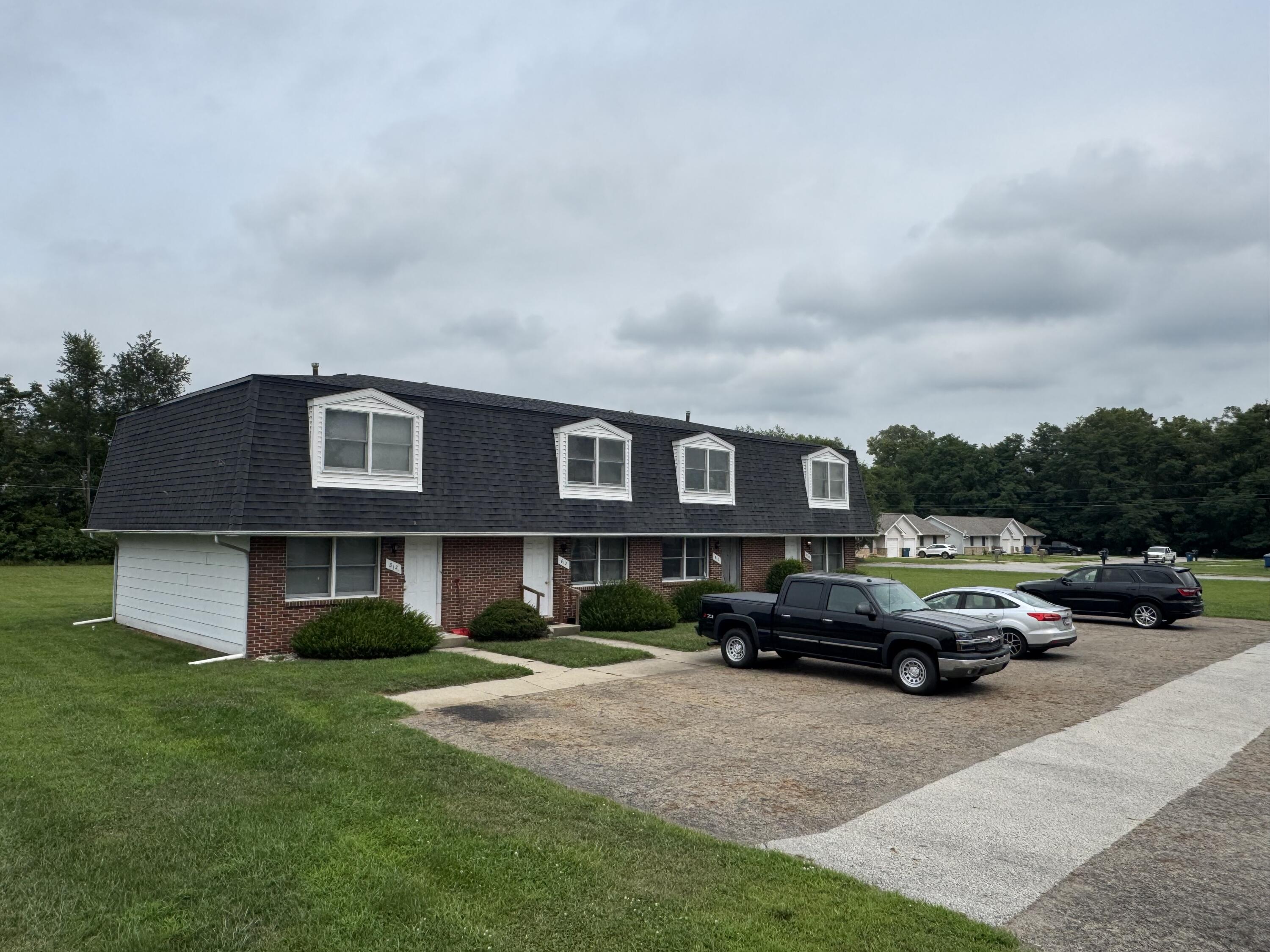 812 8th Street Property Photo 1