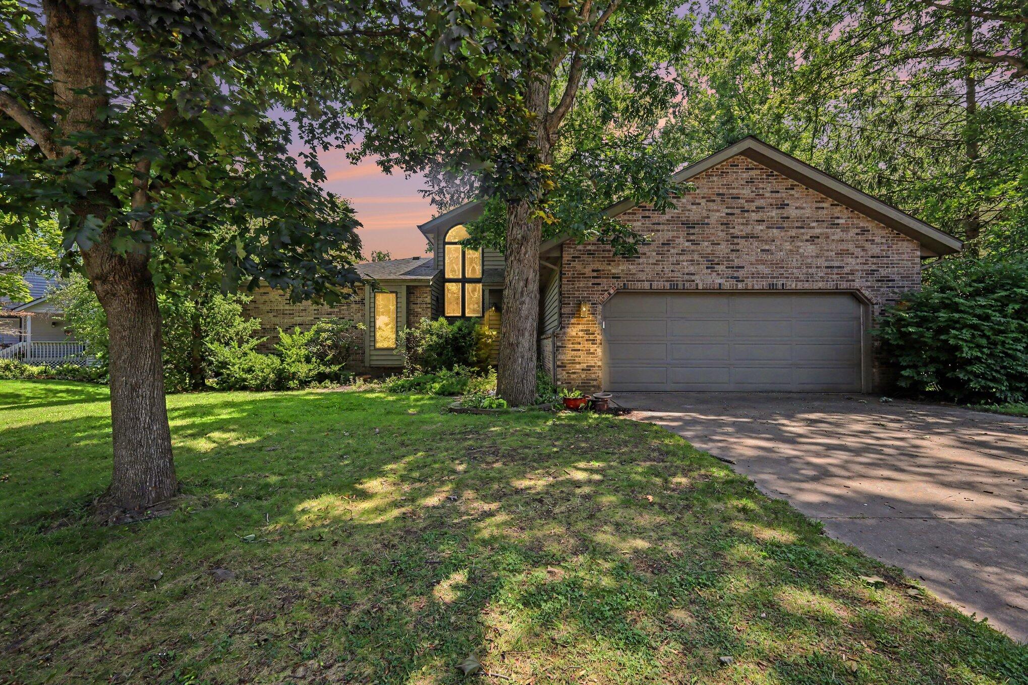 804 Brandonbury Drive Property Photo 1