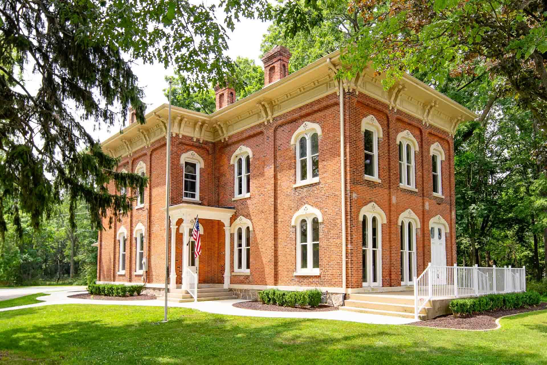 732 W Michigan Street