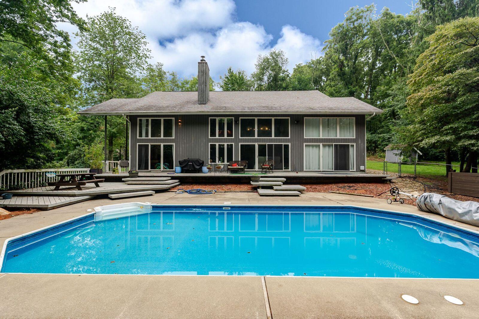 5159 N Barclay Property Photo 1