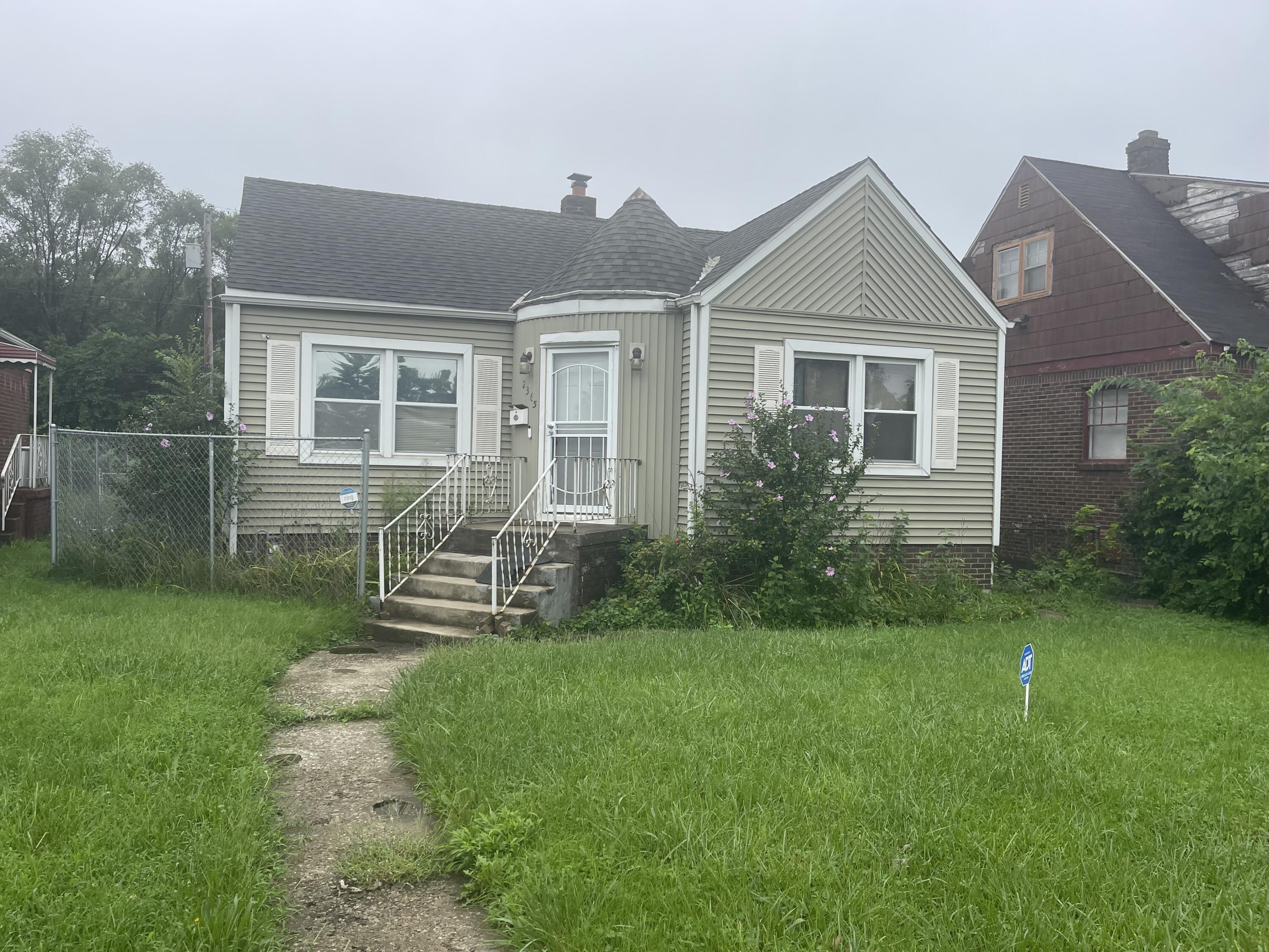 2365 Wabash Avenue Property Photo 1