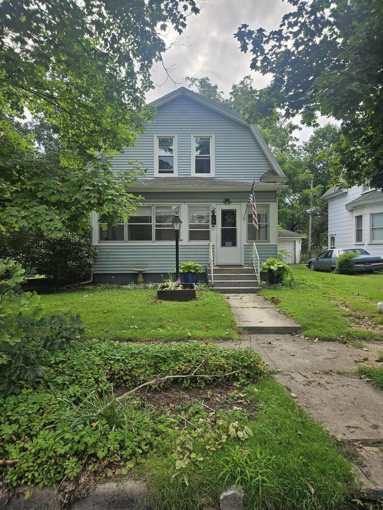 112 Woodward Street Property Photo 1