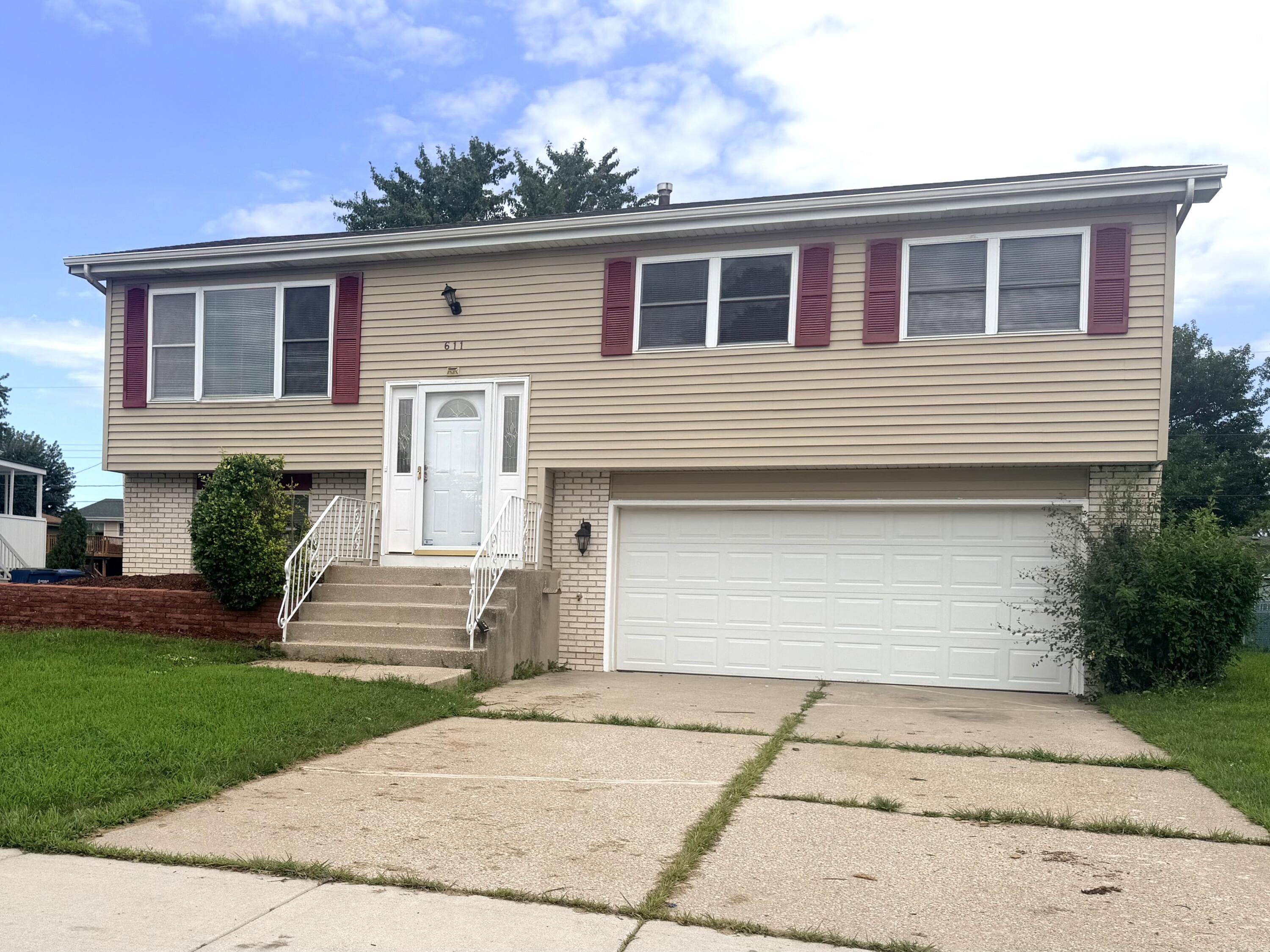 611 Pierce Avenue Property Photo 1