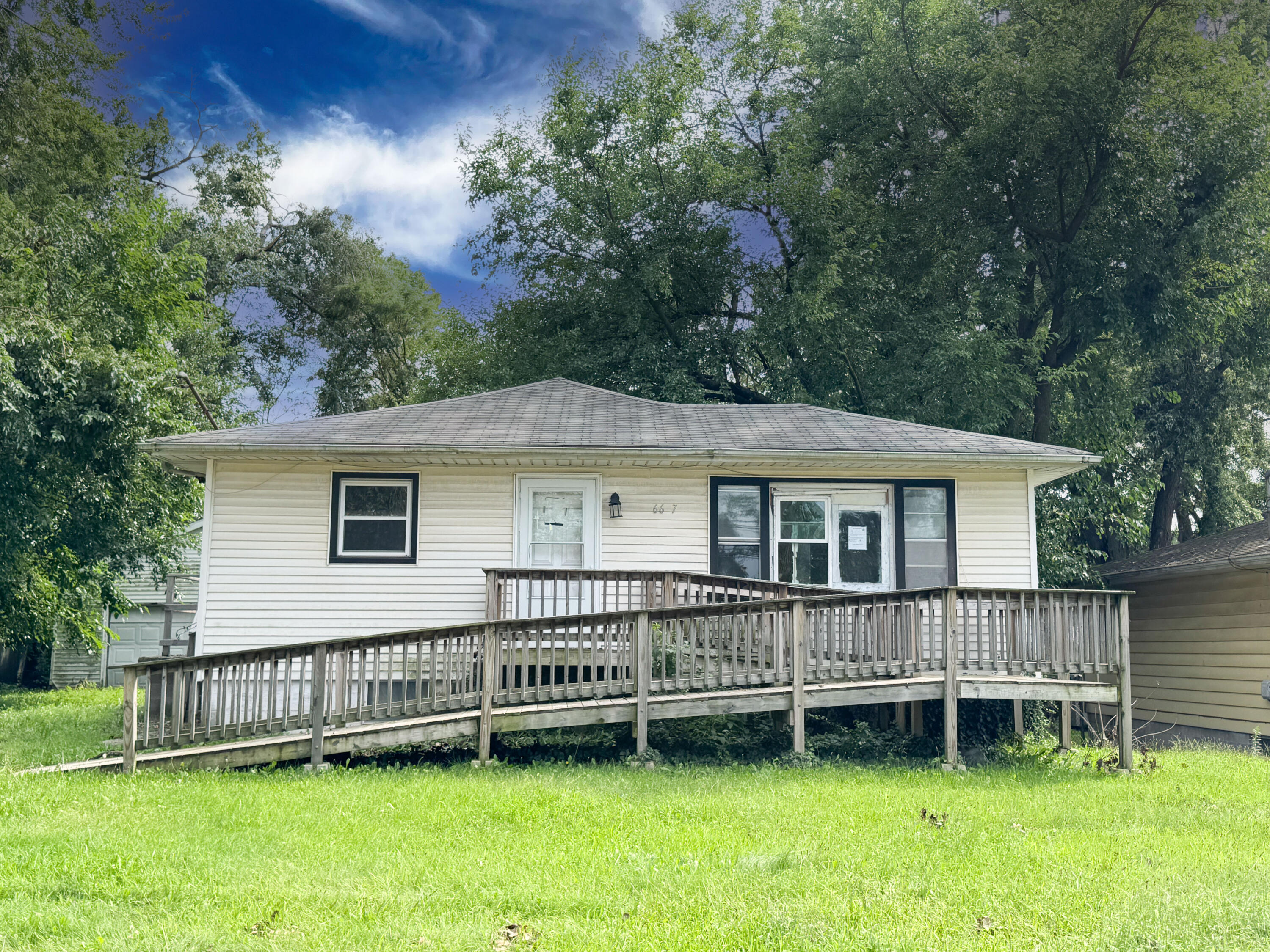 6657 Old Porter Road Property Photo 1