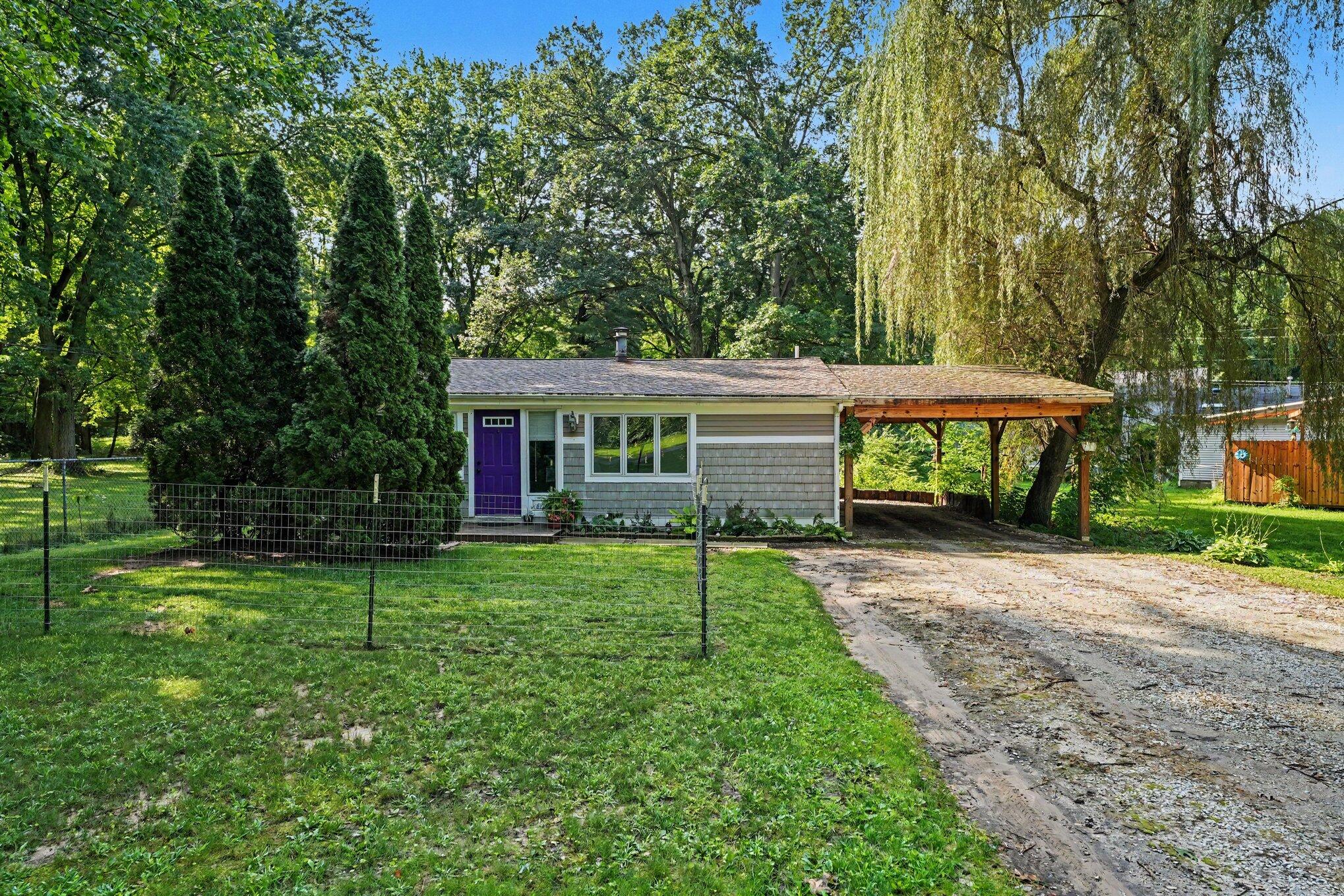 6176 W 350 Property Photo 1