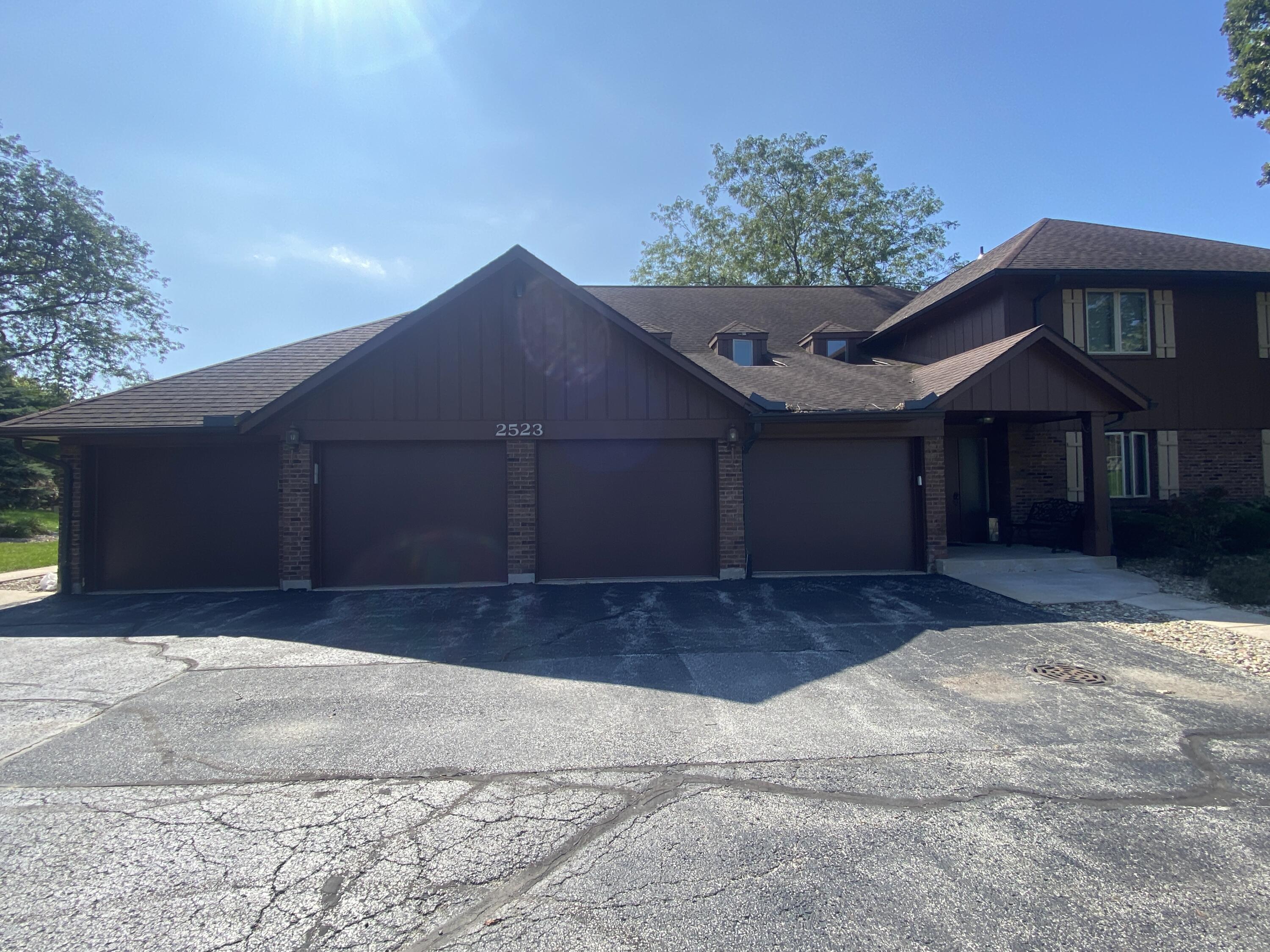 2523 E Lakeshore Drive C-17 Property Photo 1