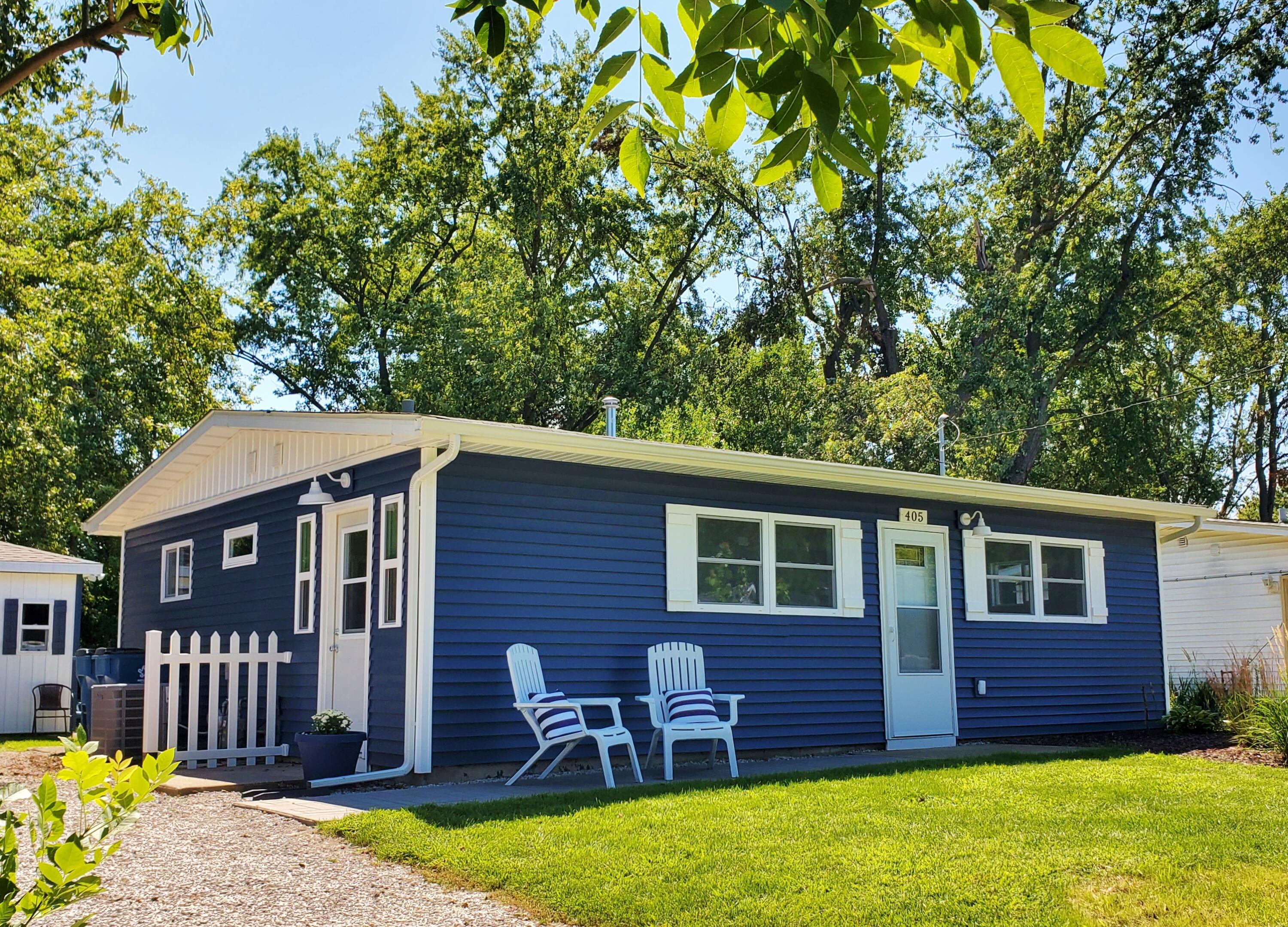405 Strongbow Trail