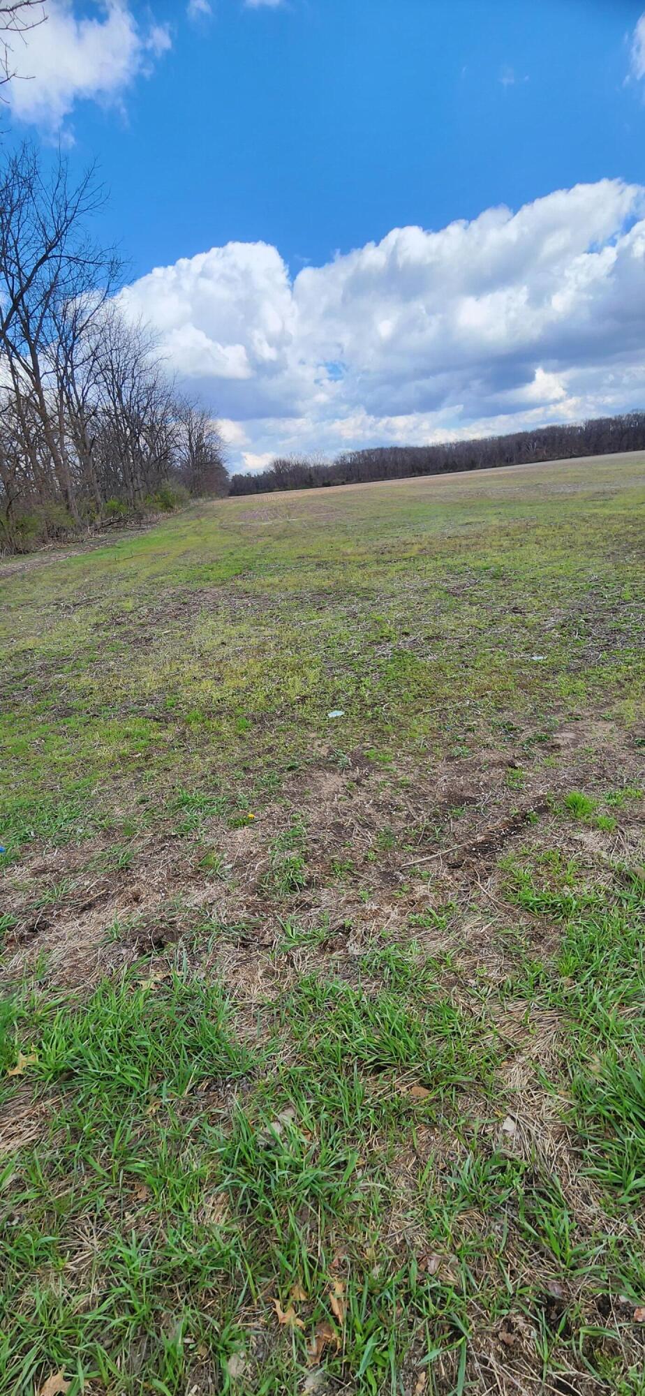 7640 S 1075 Property Photo 1