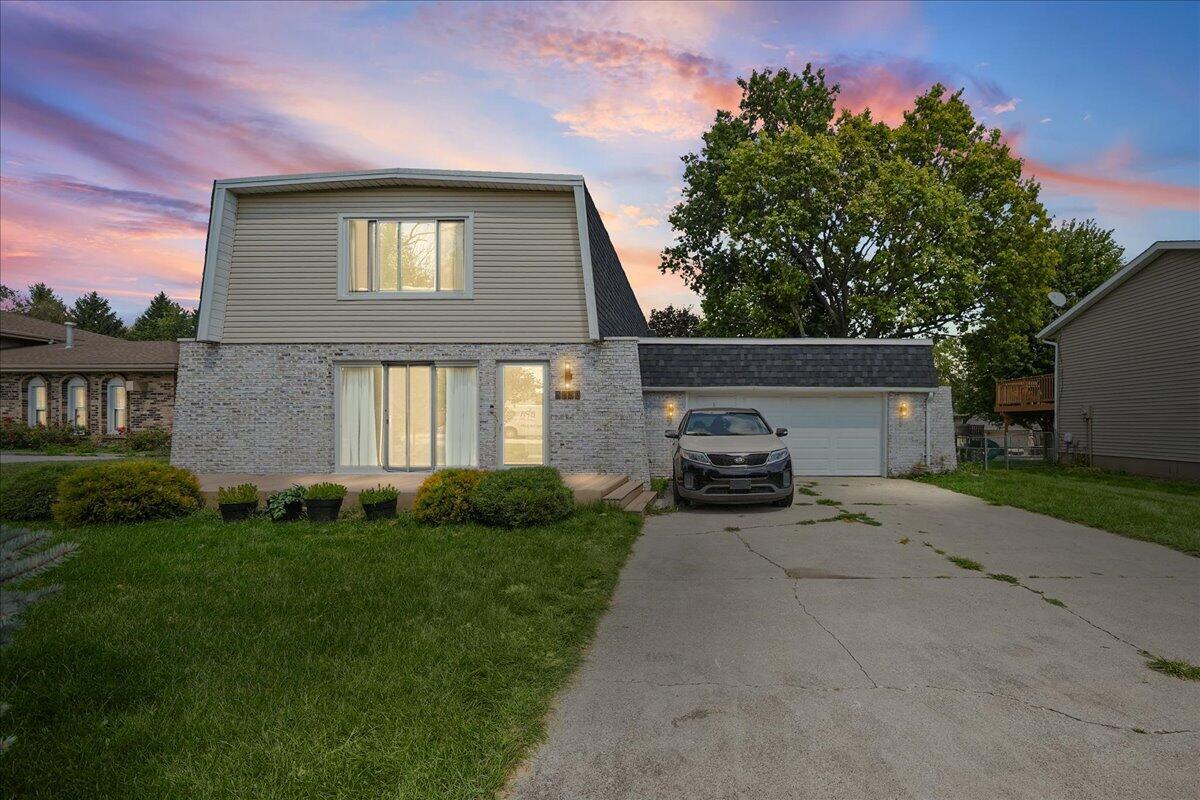 3562 Sunrise Drive Property Photo 1