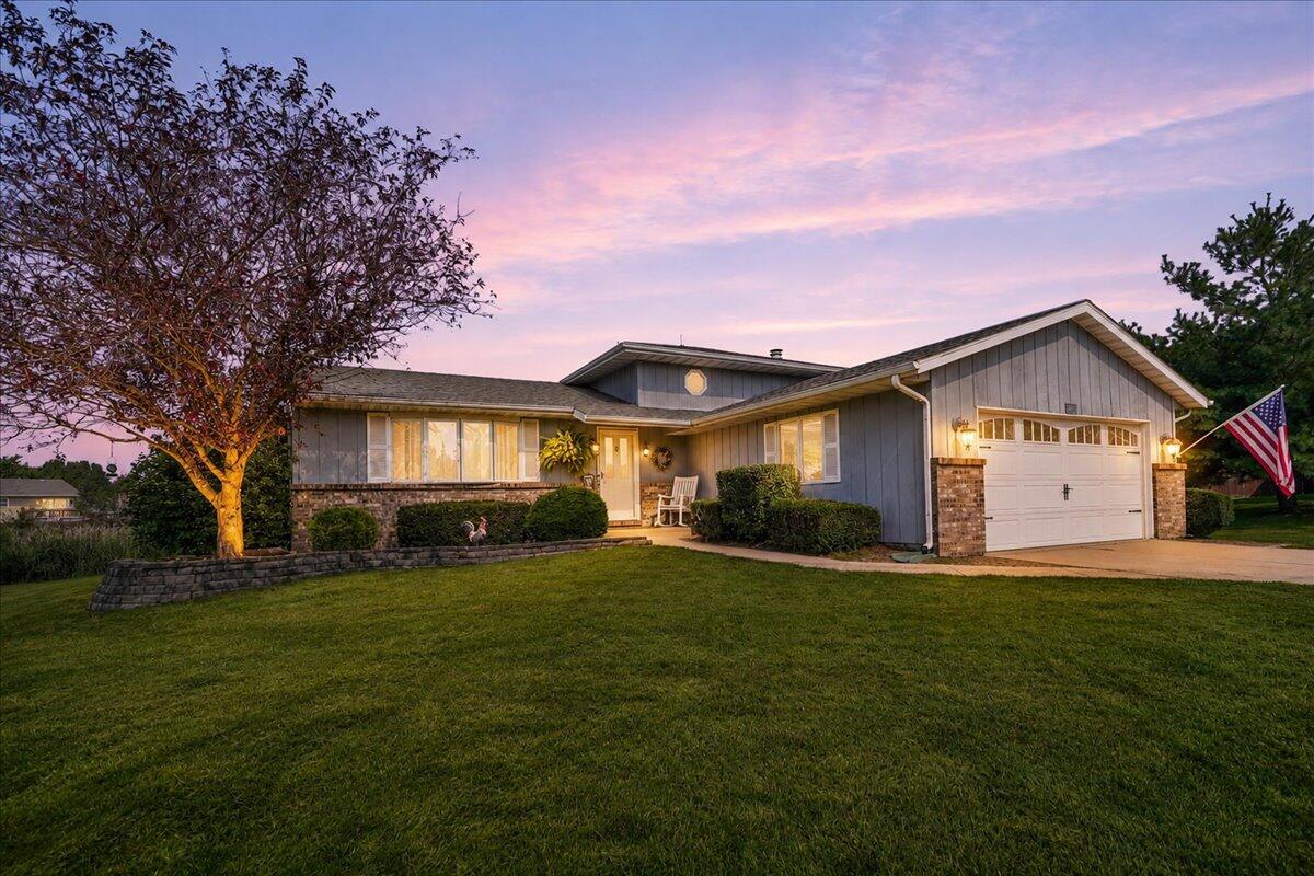 9765 W 135th Place