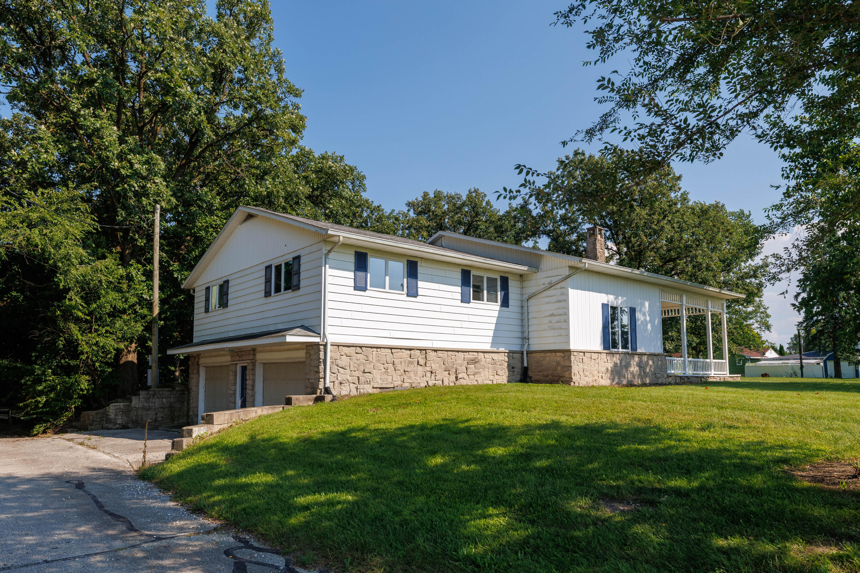 623 N Ohio Street Property Photo 1