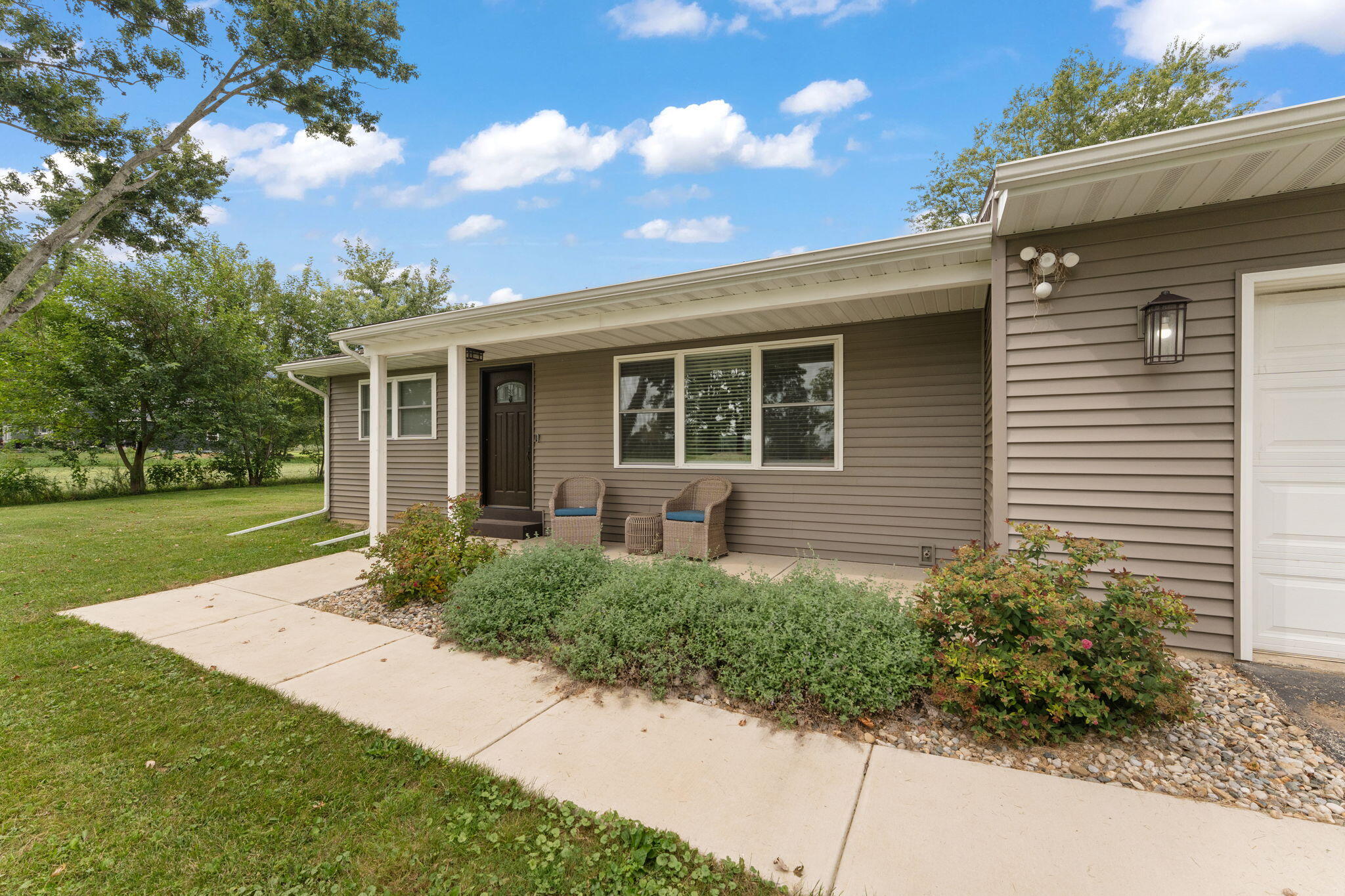 130 S 300 Property Photo 1