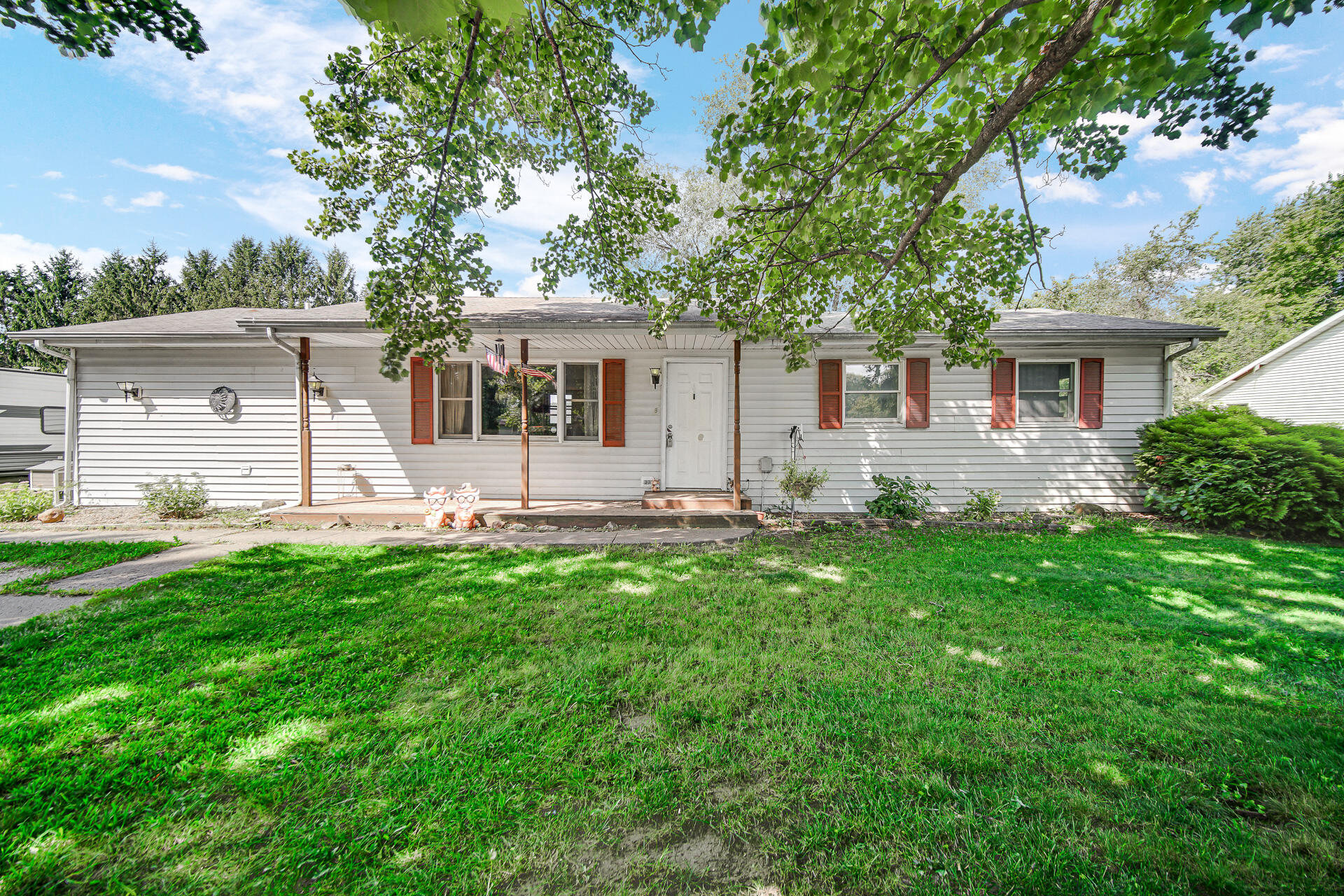 680 S Marshall Street Property Photo 1