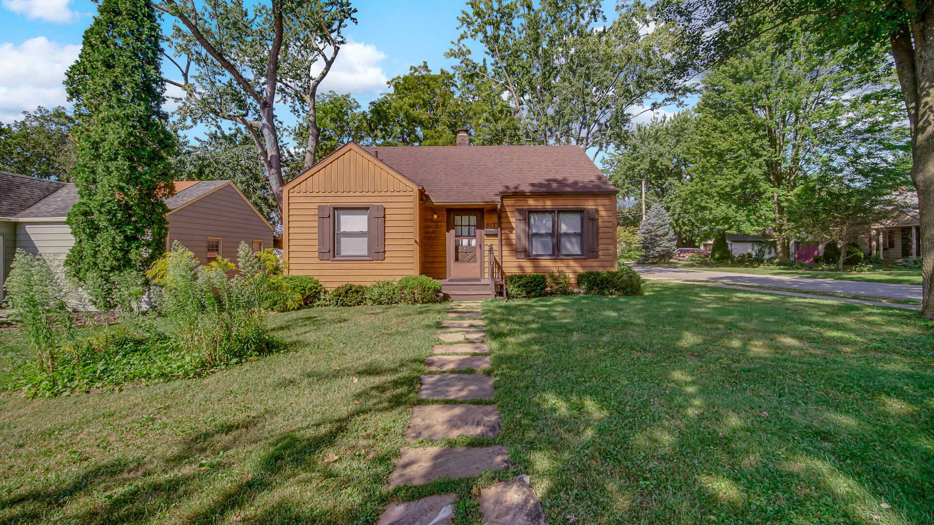 613 Madison Street Property Photo 1
