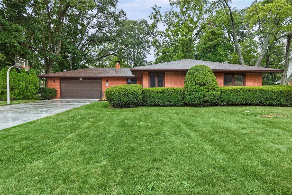 1805 Clover Lane Property Photo 1