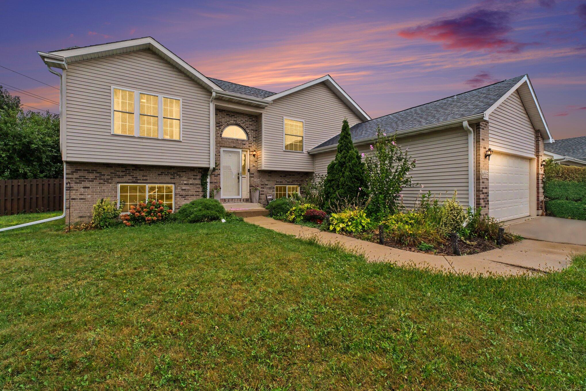 6553 Robbins Road