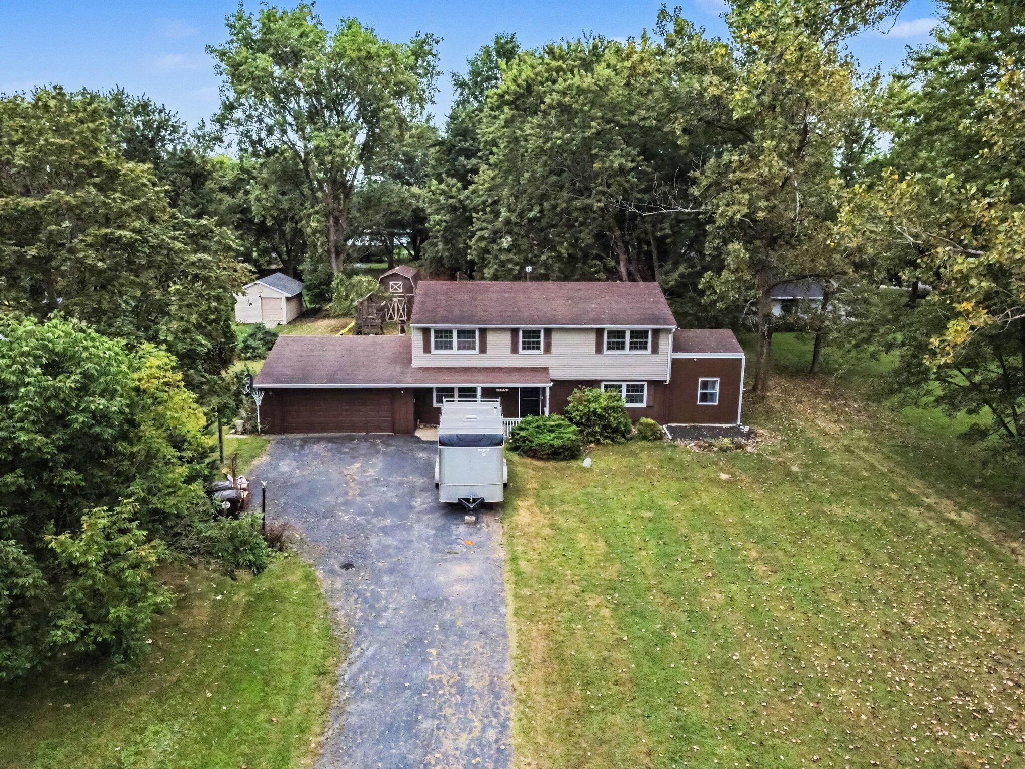 103 W Division Road Property Photo 1