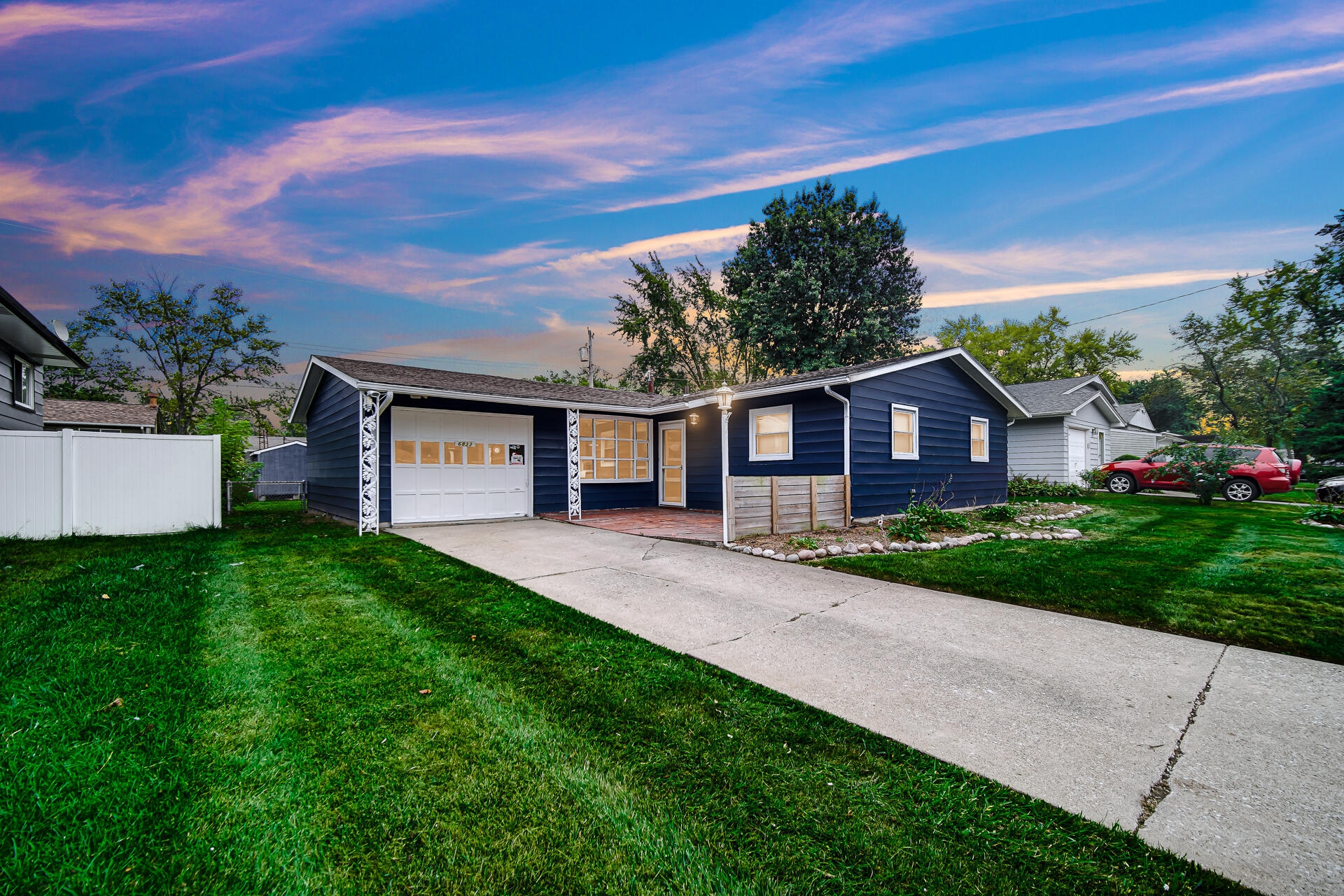 6833 Tyler Street Property Photo 1