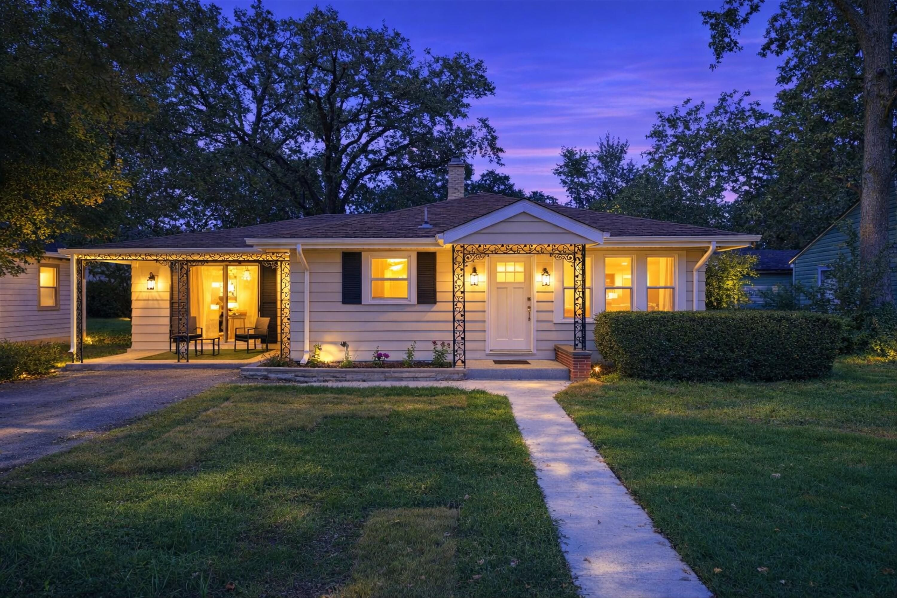 1020 E 61st Place Property Photo 1