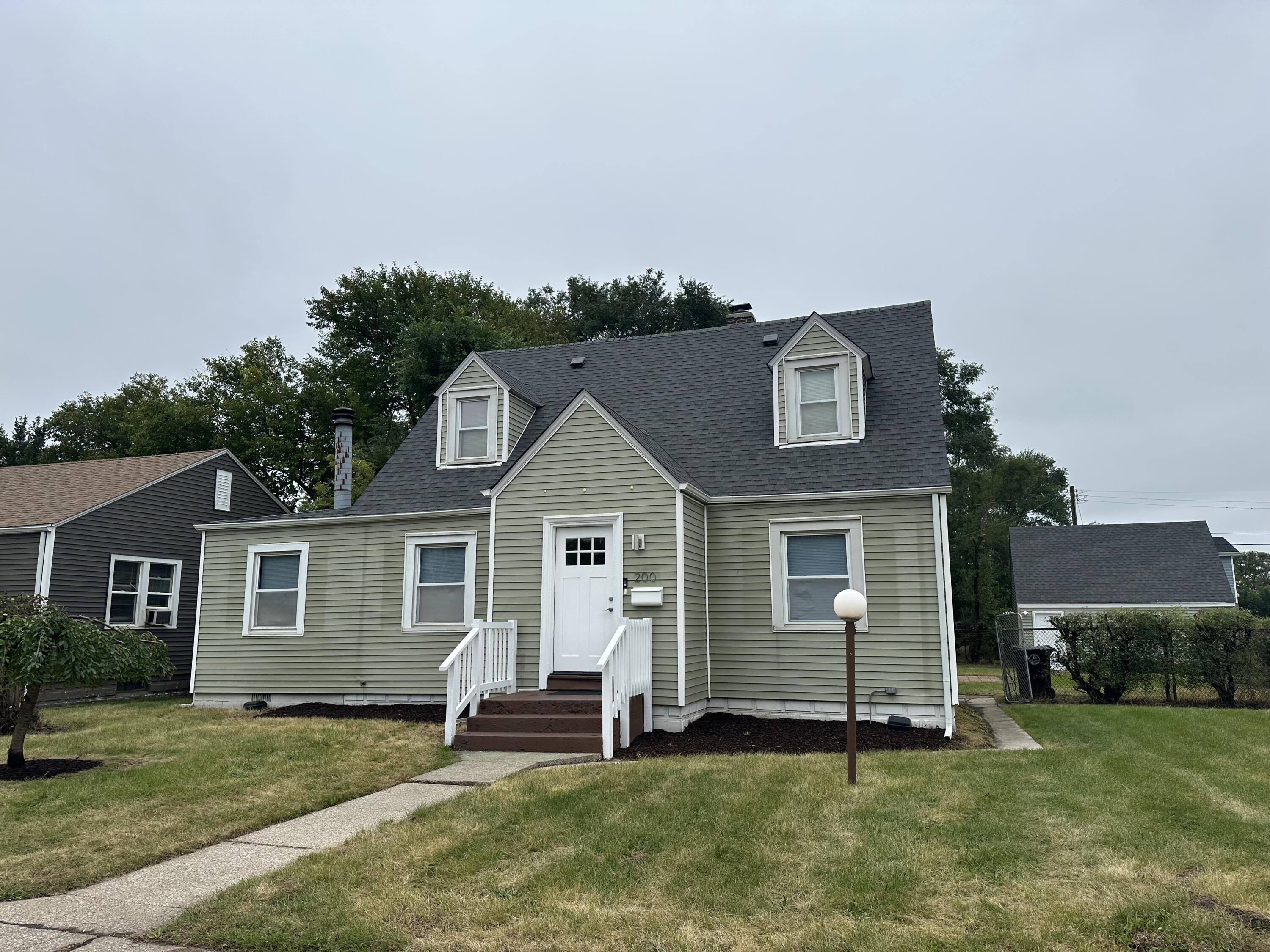 200 Porter Street Property Photo 1