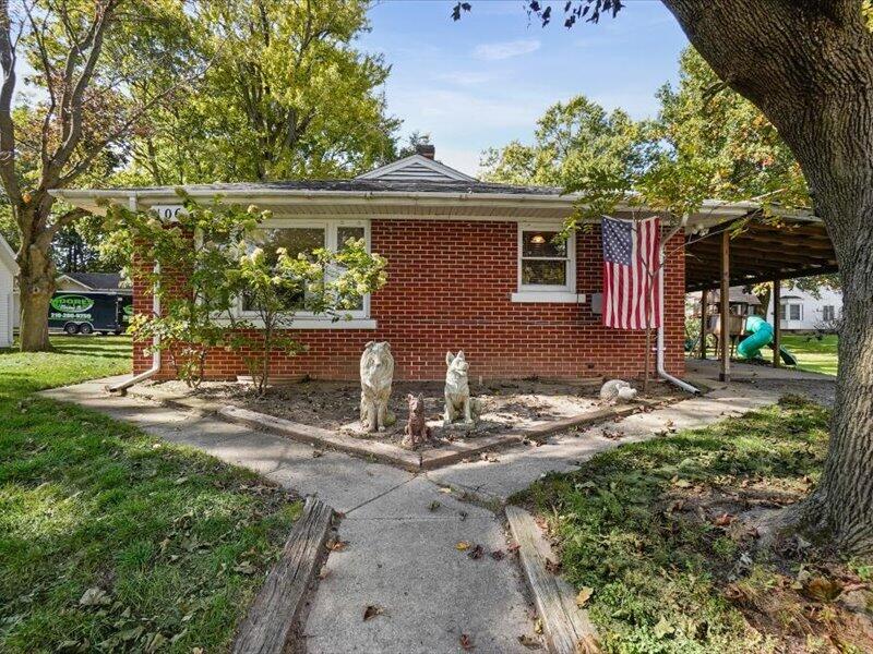 106 S Adams Street Property Photo 1
