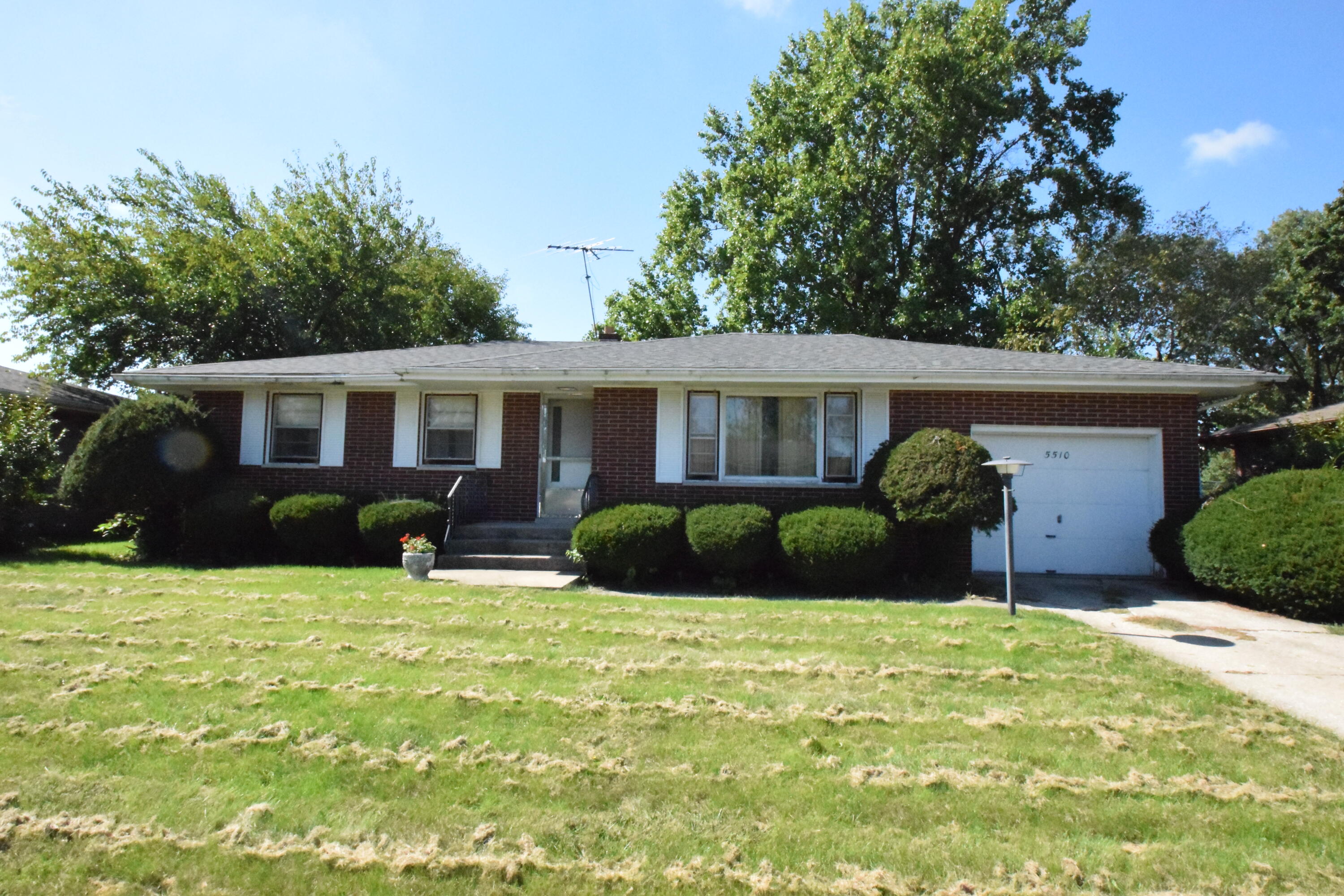 5510 Grant Street Property Photo 1