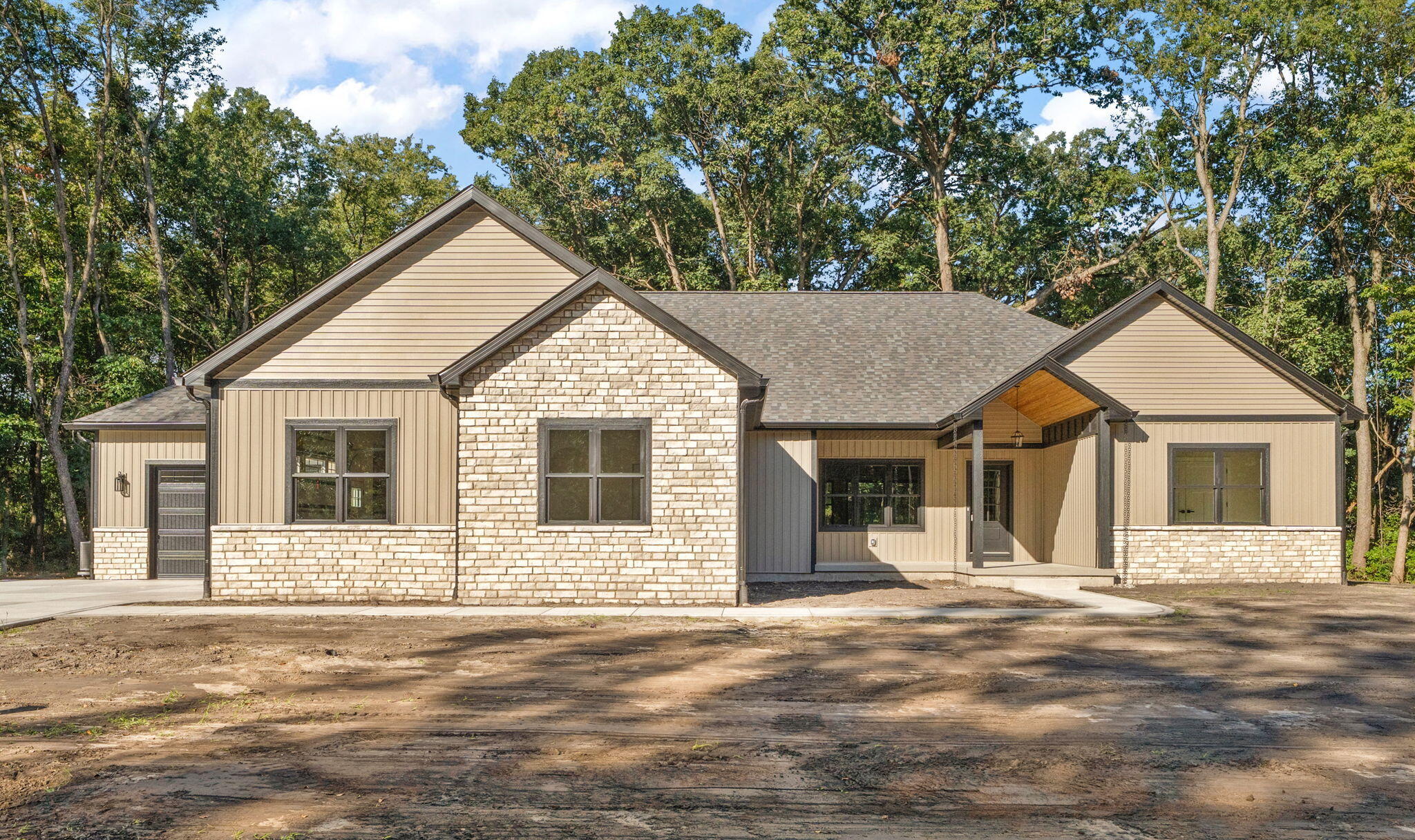11822 Lilac Street Property Photo 1
