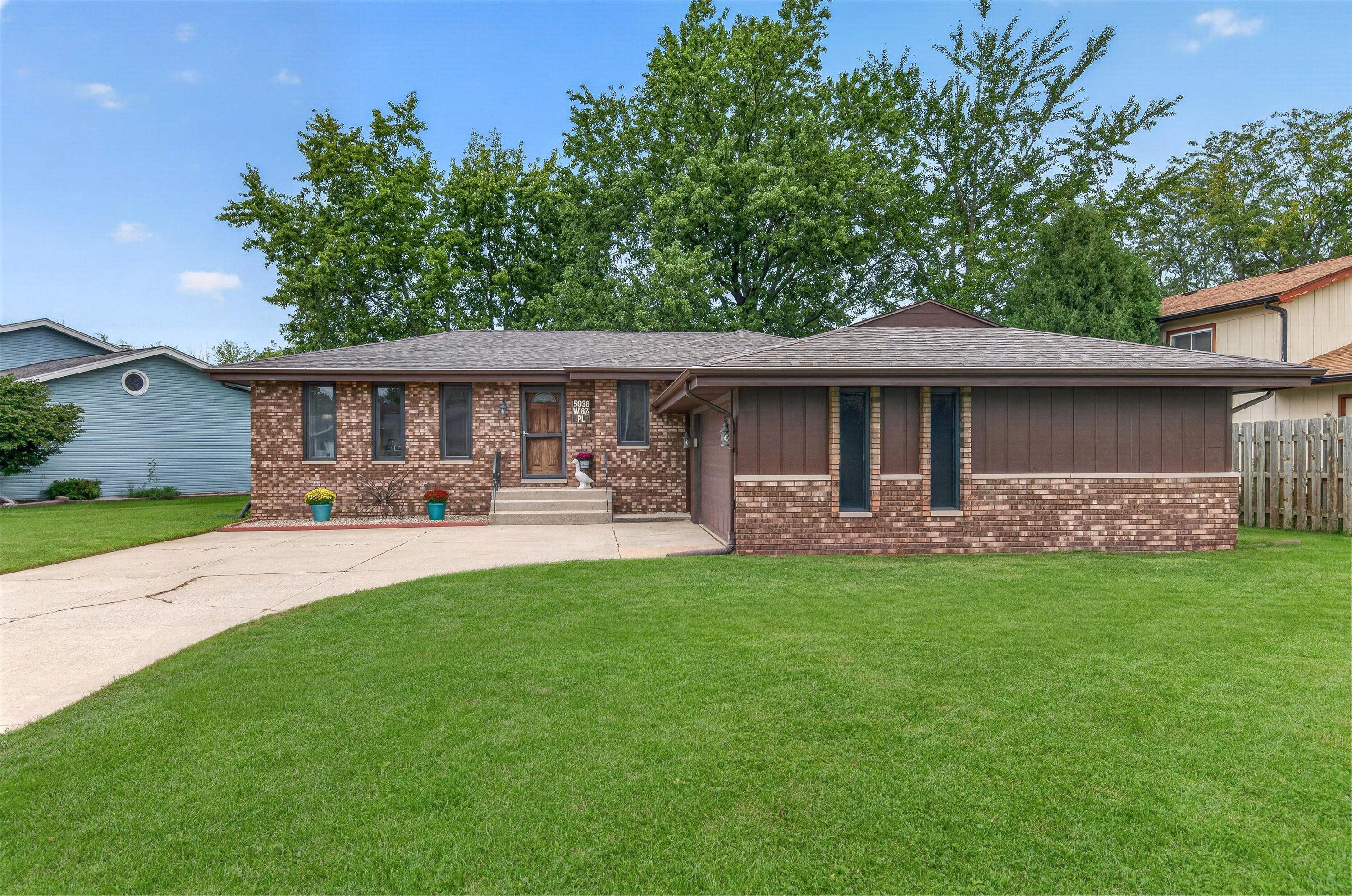 5038 W 87th Place Property Photo 1