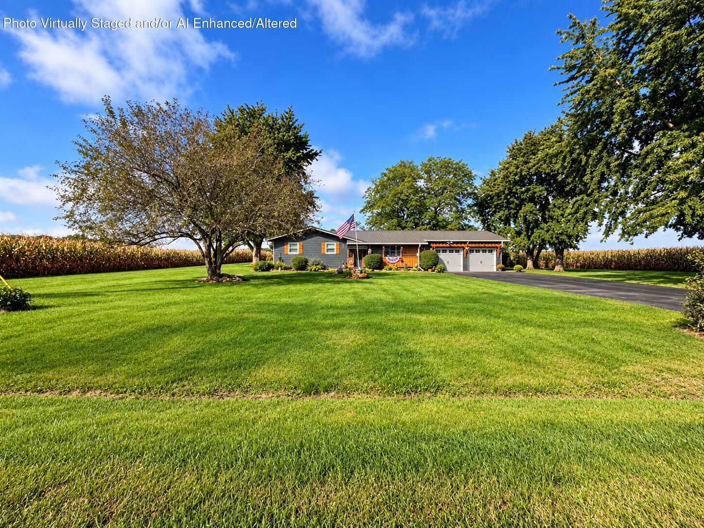 416 N 325 Property Photo 1