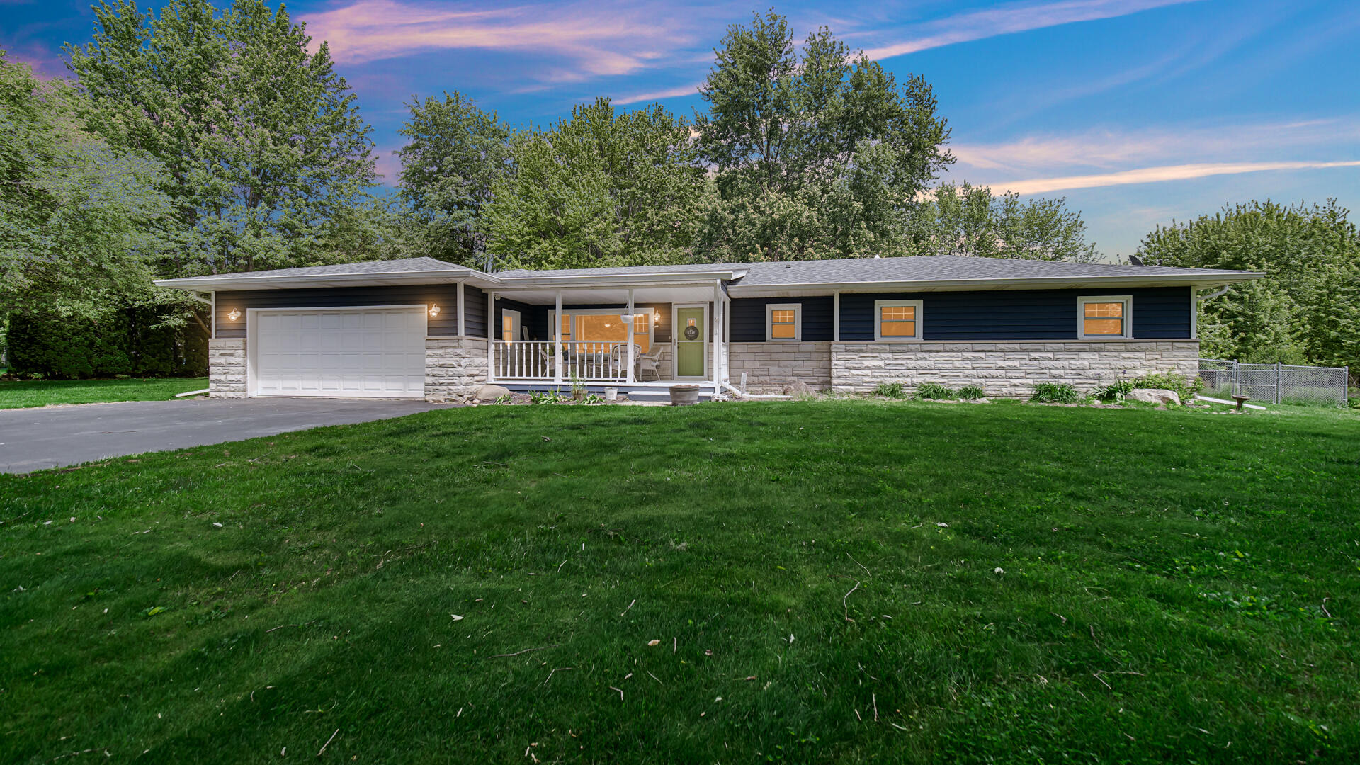6717 N State Road 49 Property Photo 1