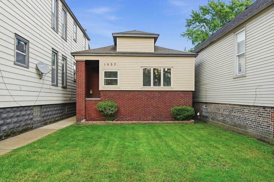 1537 Myrtle Avenue Property Photo 1