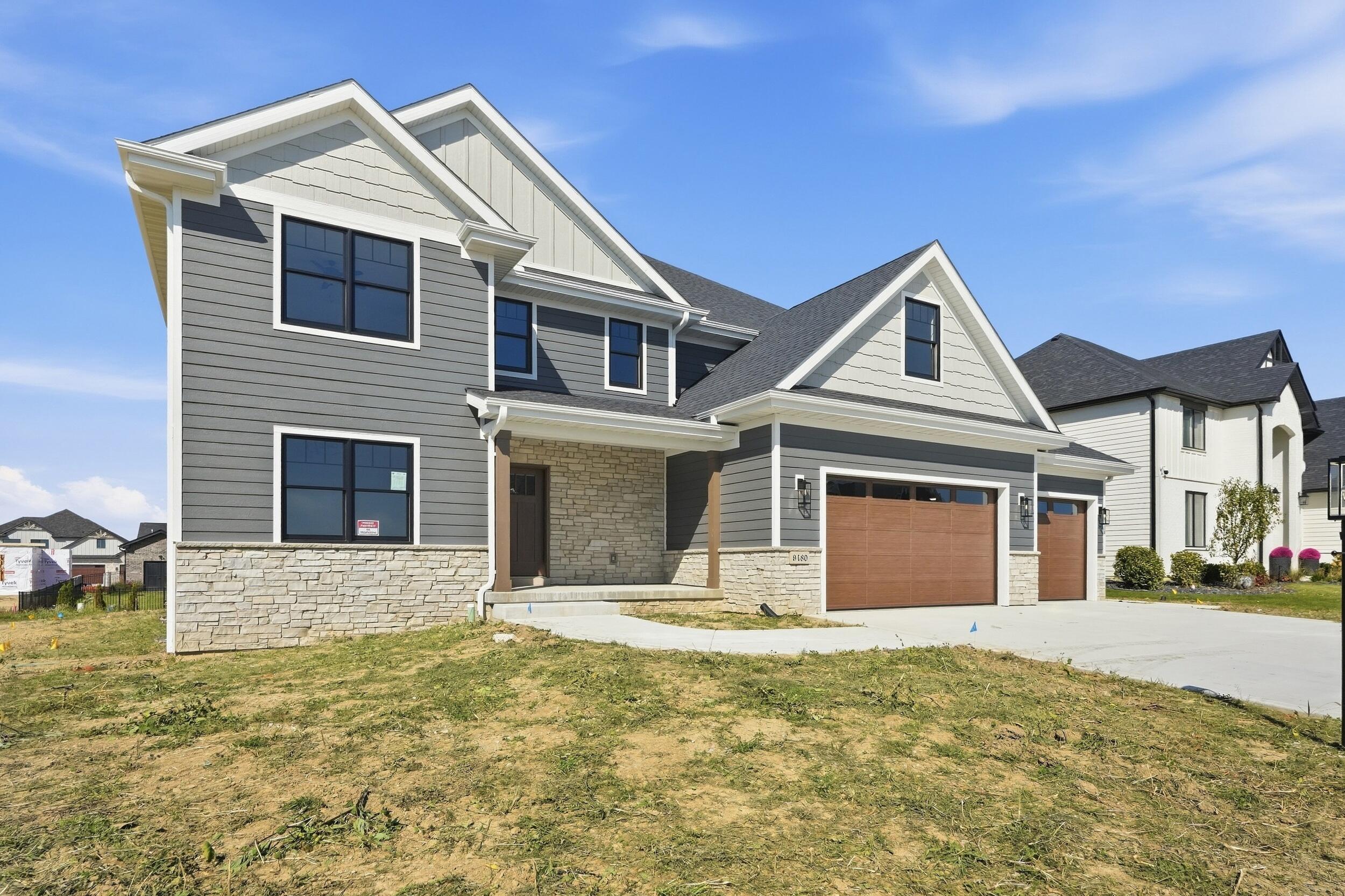 9480 Tall Grass Trail Property Photo 1