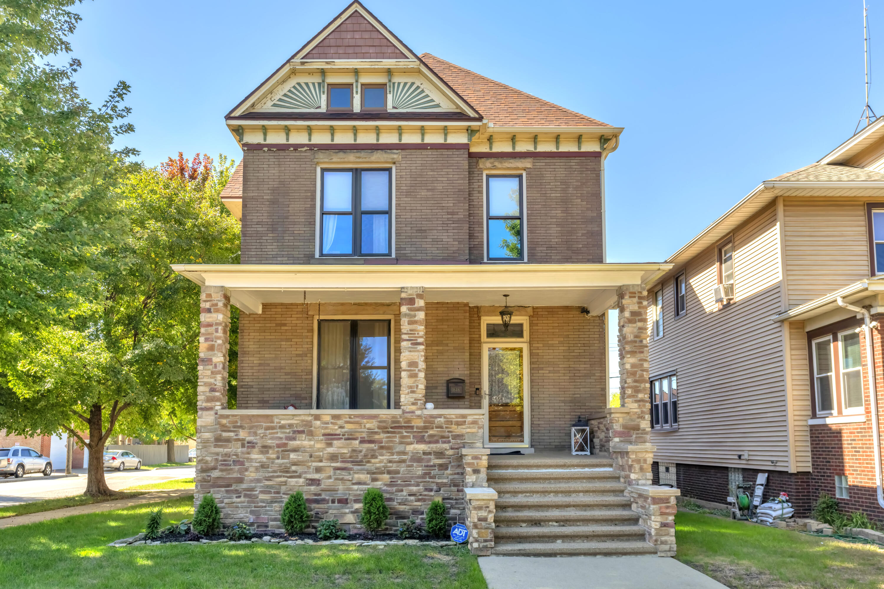 1646 Cleveland Avenue Property Photo 1