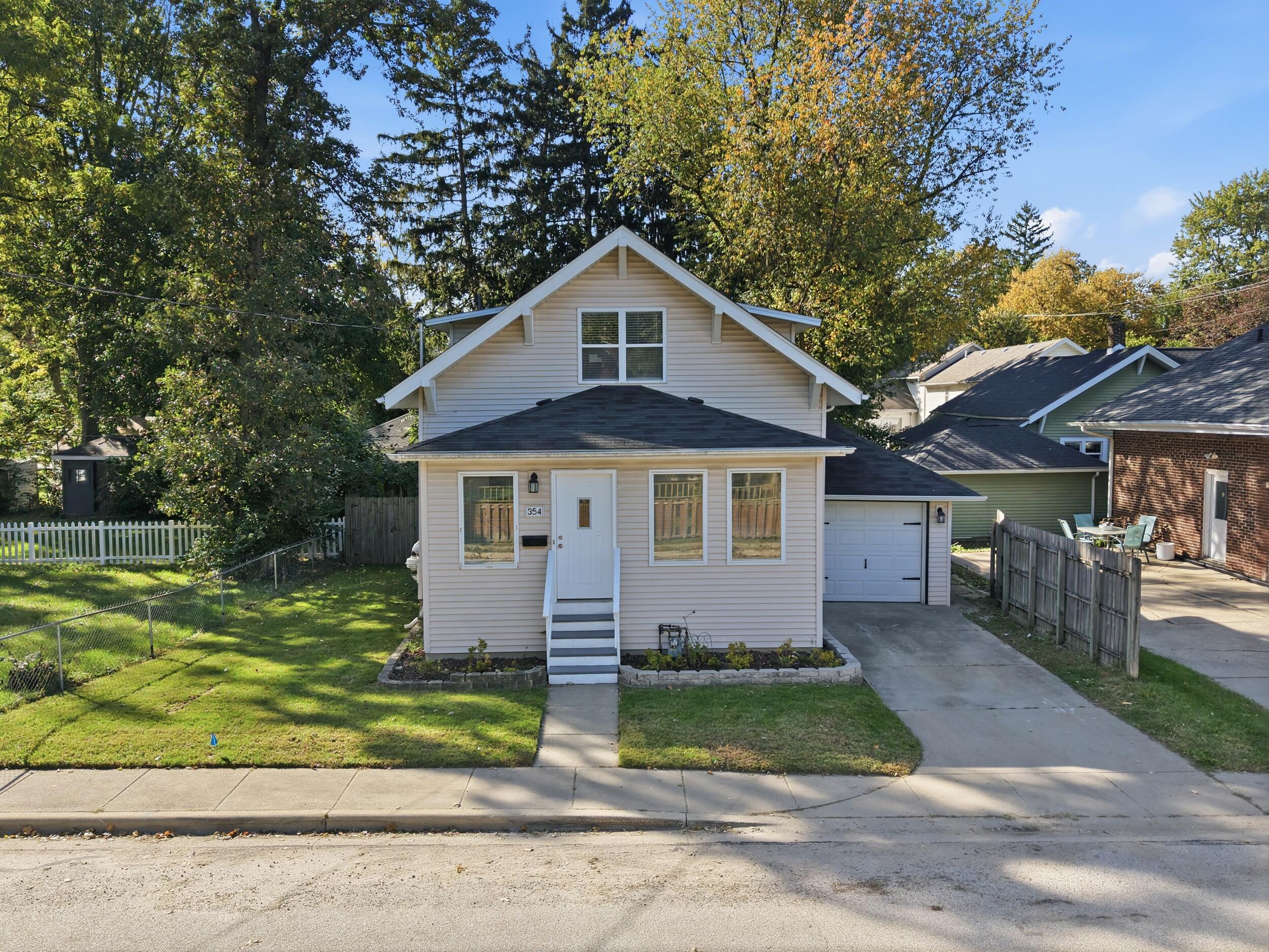 354 Valparaiso Street Property Photo 1