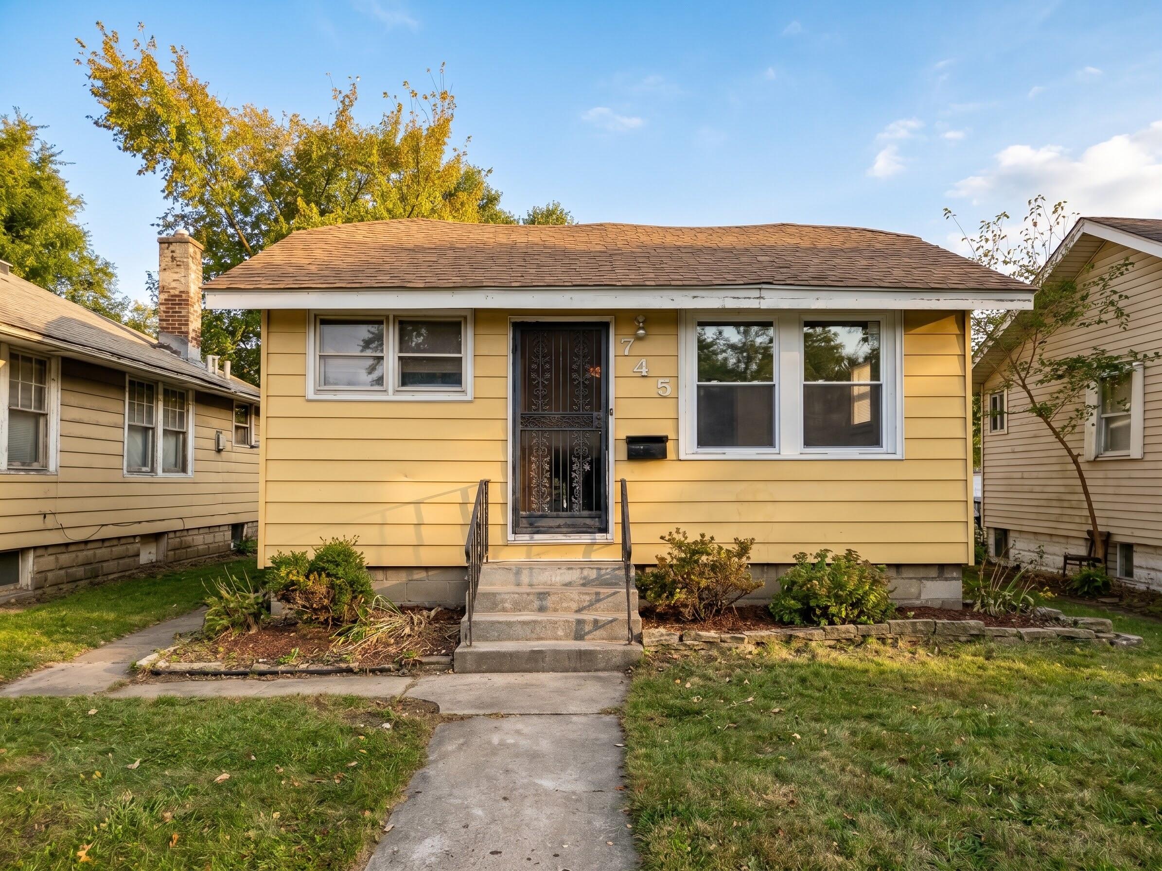 745 Ohio Street Property Photo 1